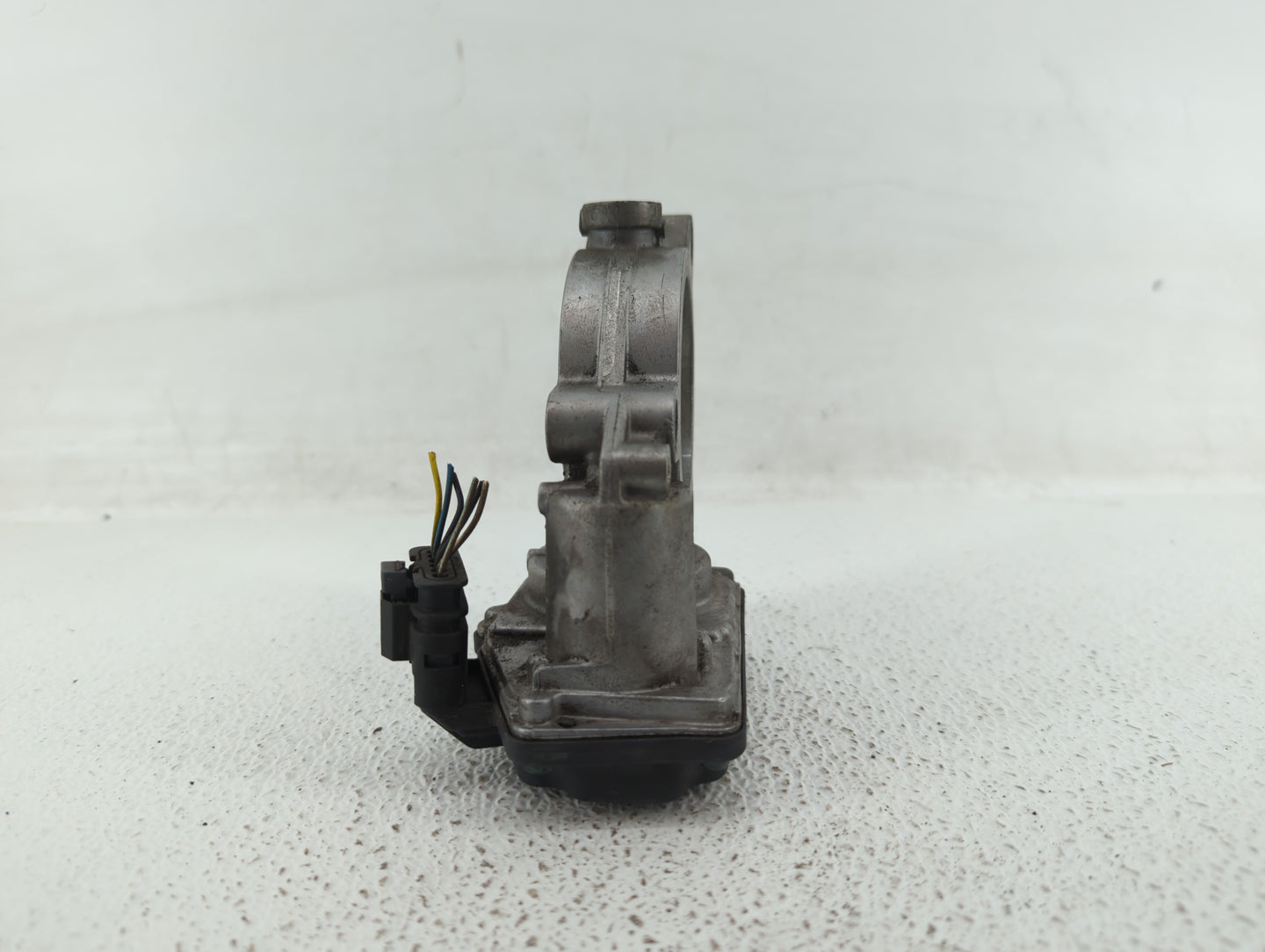 2016-2022 Bmw X1 Throttle Body P/N:7 619 008 7619008 Fits Fits 2016 2017 2018 2019 2020 2021 2022 OEM Used Auto Parts - Oemu