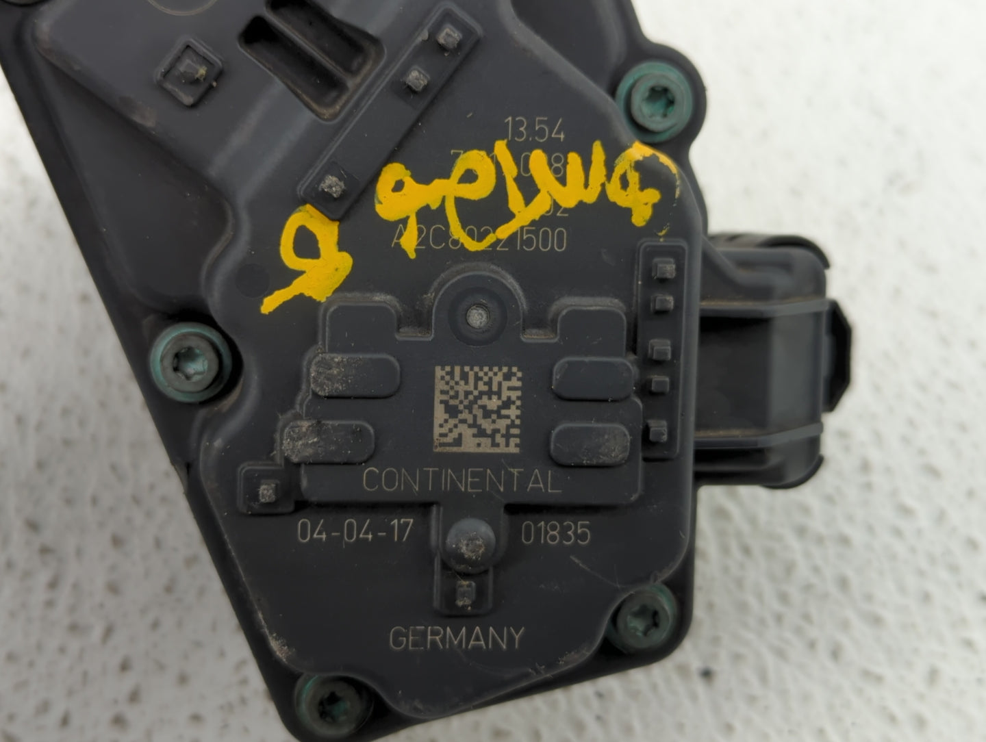 2016-2022 Bmw X1 Throttle Body P/N:7 619 008 7619008 Fits Fits 2016 2017 2018 2019 2020 2021 2022 OEM Used Auto Parts - Oemu