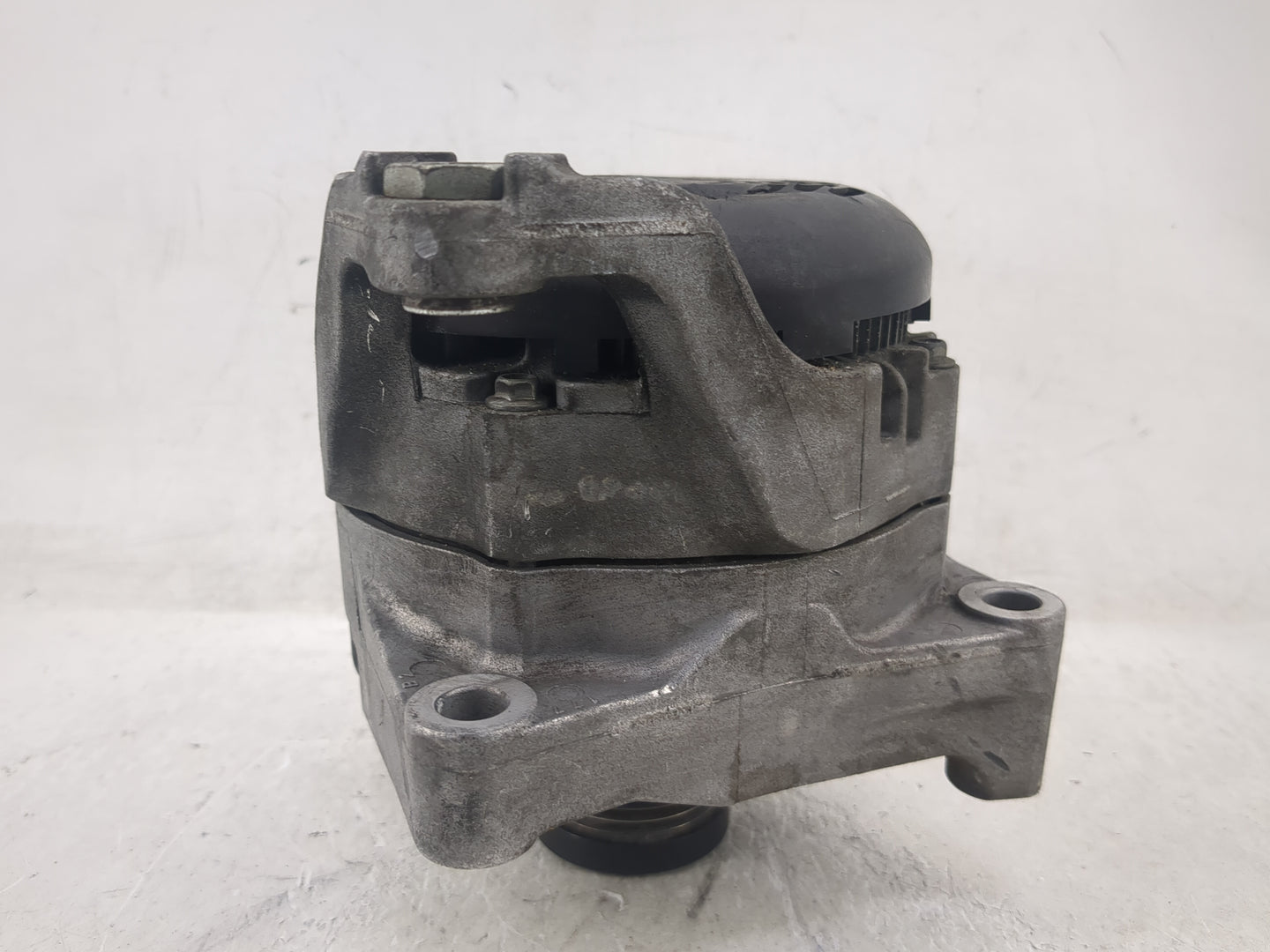 2013-2017 Bmw X3 Alternator Replacement Generator Charging Assembly Engine OEM P/N:7605061-03 Fits OEM Used Auto Parts - Oem
