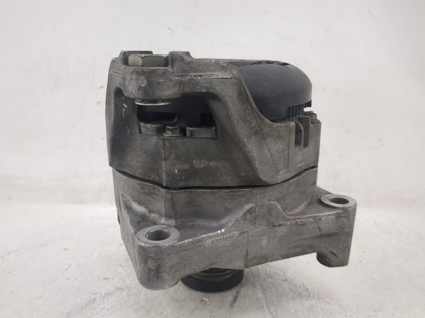 2013-2017 Bmw X3 Alternator Replacement Generator Charging Assembly Engine OEM P/N:7605061-03 Fits OEM Used Auto Parts - Oem