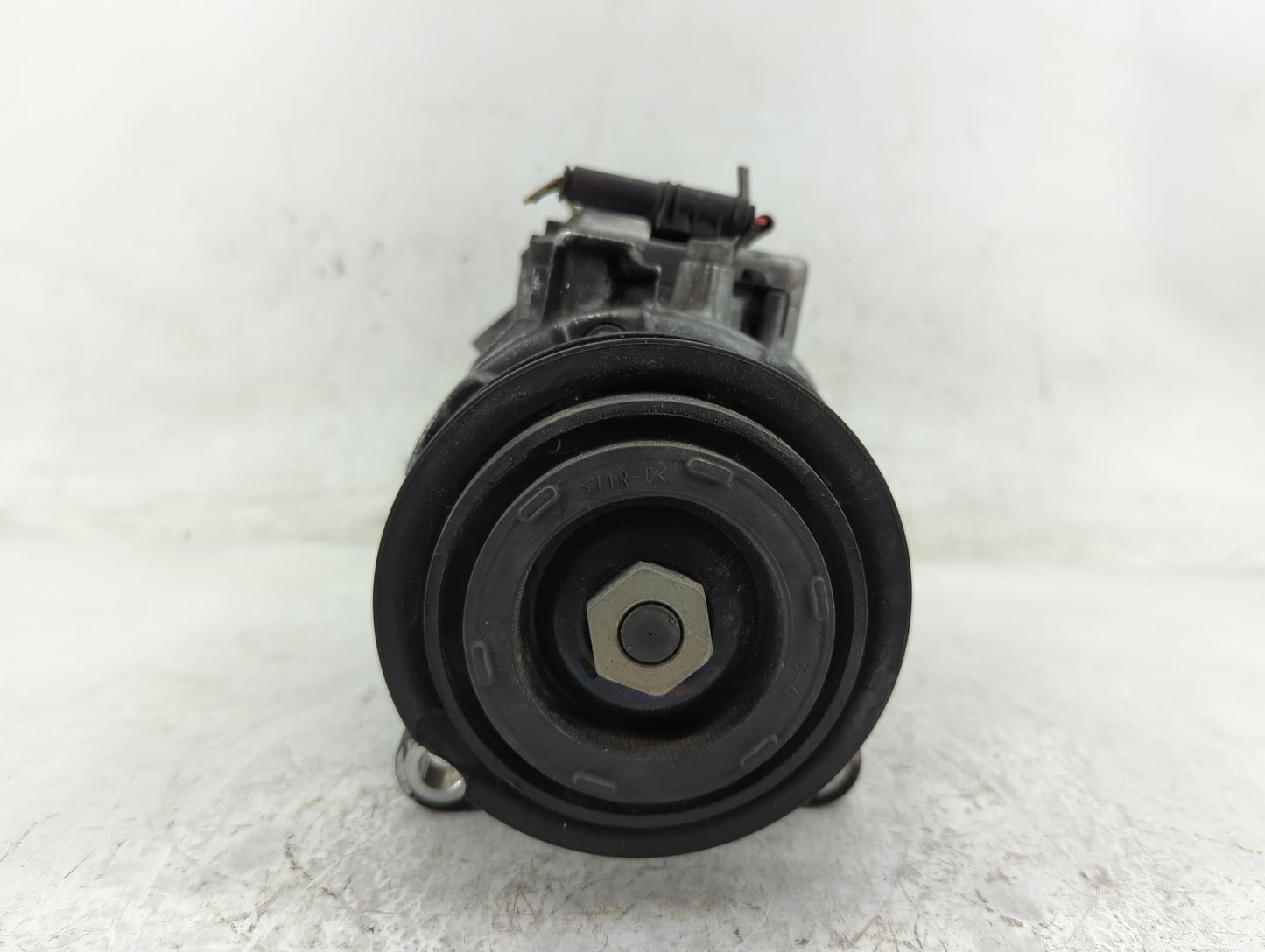2013-2017 Bmw X3 Air Conditioning A/c Ac Compressor Oem - Oemusedautoparts1.com