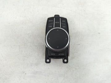 2017 Bmw X3 Radio AM FM Cd Player Receiver Replacement P/N:6582 6829082-02 65826829082-02, 90160-068/0010 Fits OEM Used Auto