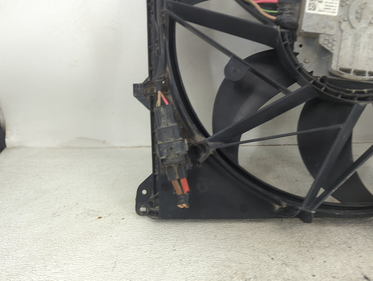 2013-2017 Bmw X3 Electric Radiator Cooling Fan Motor Assembly P/N:17427601176-03 M149991-B Fits Fits 2013 2014 2015 2016 201