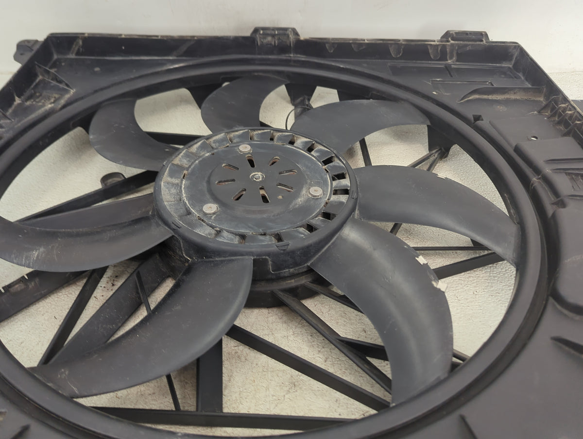 2013-2017 Bmw X3 Electric Radiator Cooling Fan Motor Assembly P/N:17427601176-03 M149991-B Fits Fits 2013 2014 2015 2016 201