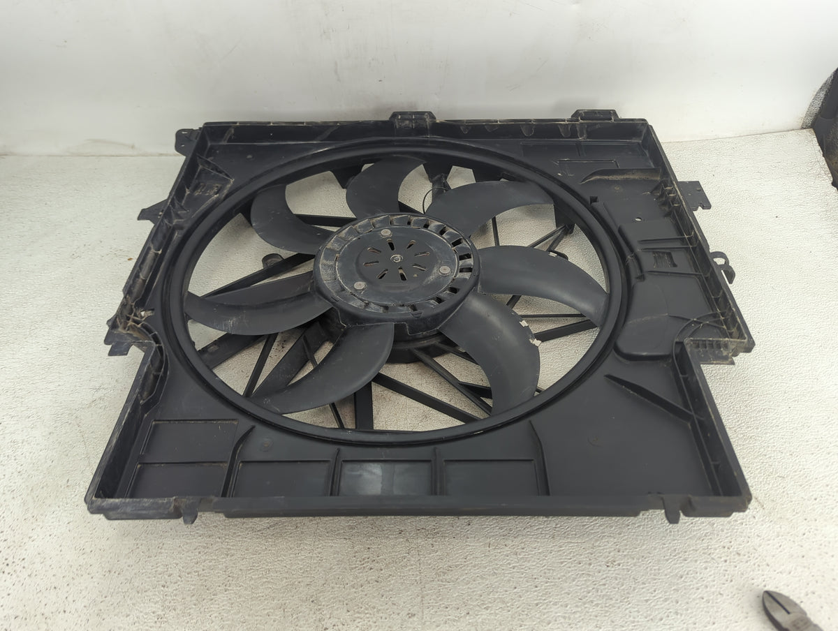 2013-2017 Bmw X3 Electric Radiator Cooling Fan Motor Assembly P/N:17427601176-03 M149991-B Fits Fits 2013 2014 2015 2016 201