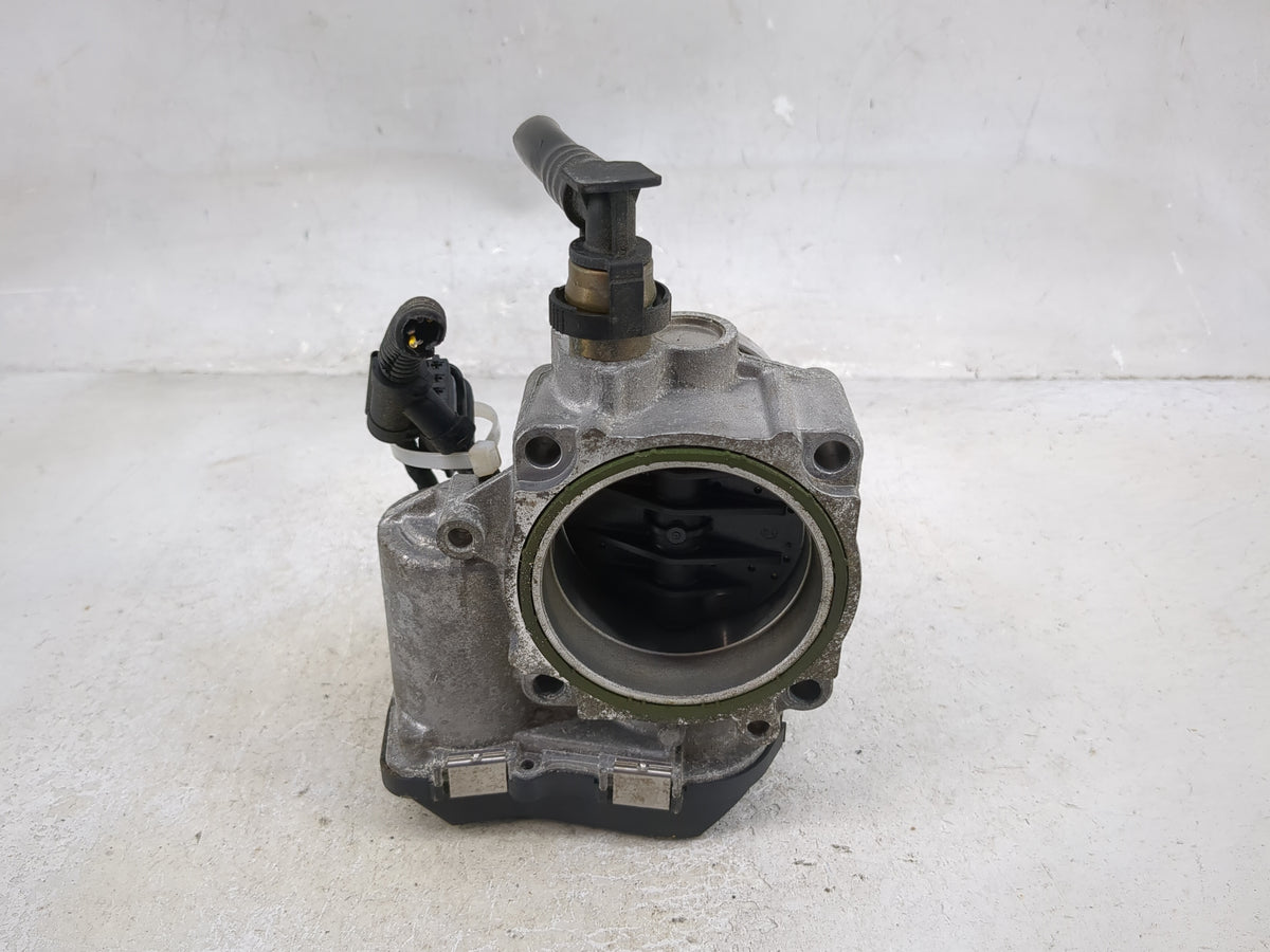 2013-2017 Bmw X3 Throttle Body P/N:13547588625-04 A2C83786800 Fits Fits 2012 2013 2014 2015 2016 2017 2018 OEM Used Auto Par