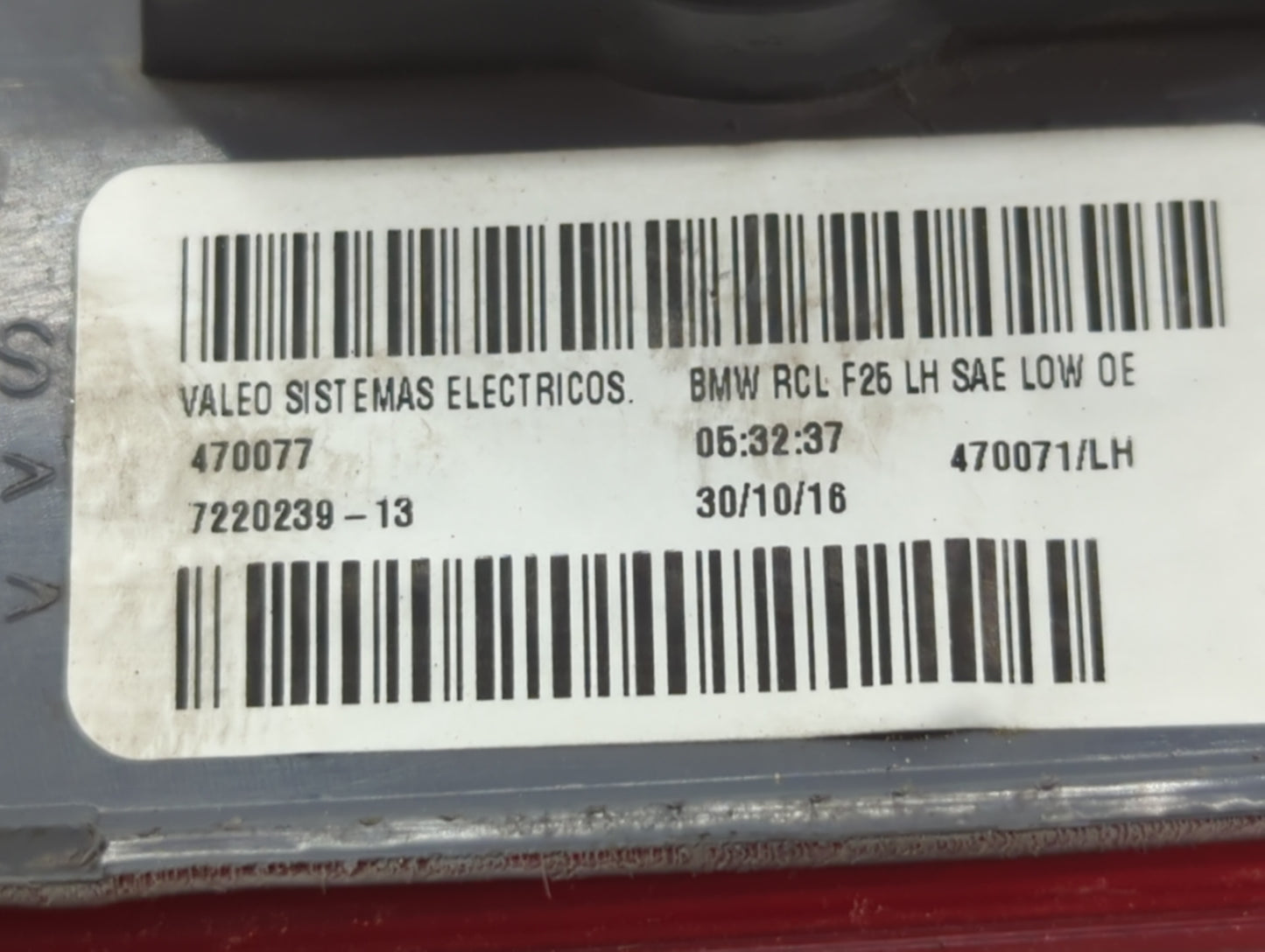 2011-2017 Bmw X3 Tail Light Assembly Passenger Right OEM P/N:7220239 7220240 Fits Fits 2011 2012 2013 2014 2015 2016 2017 OE