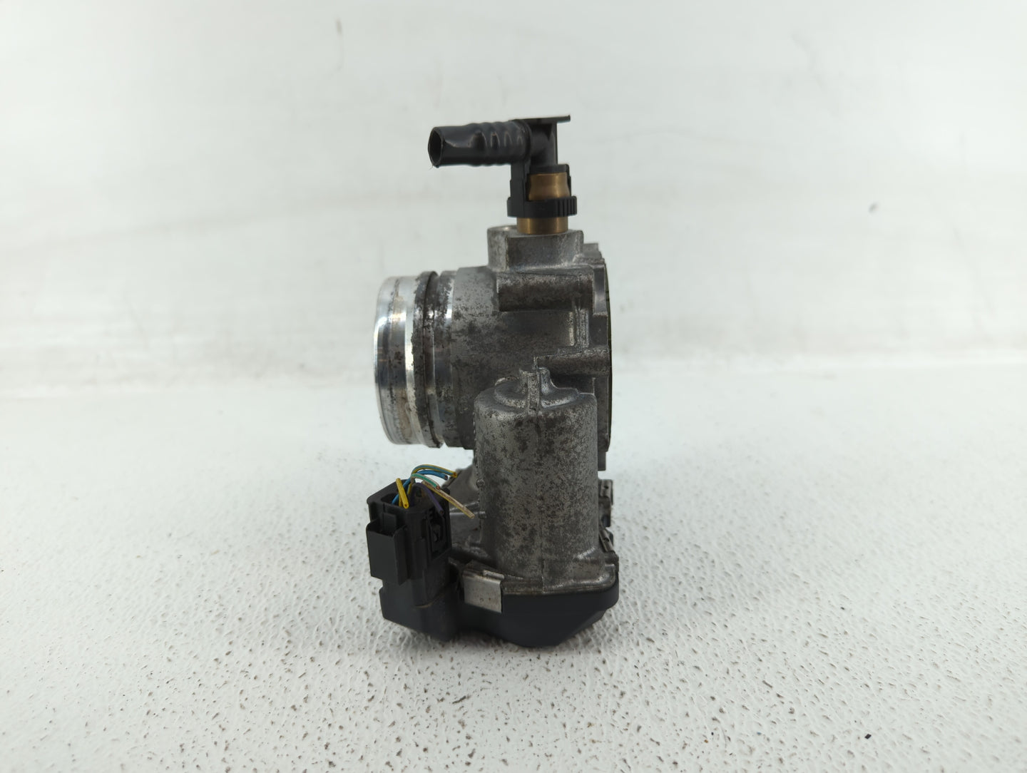 2013-2017 Bmw X3 Throttle Body P/N:1354 7588625-04 1354 7588625-03, 1354 7588625 Fits Fits 2012 2013 2014 2015 2016 2017 201