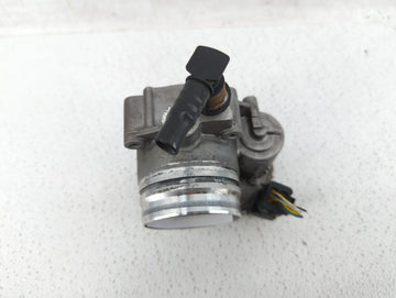 2013-2017 Bmw X3 Throttle Body P/N:1354 7588625-04 1354 7588625-03 Fits Fits 2012 2013 2014 2015 2016 2017 2018 OEM Used Auto Parts