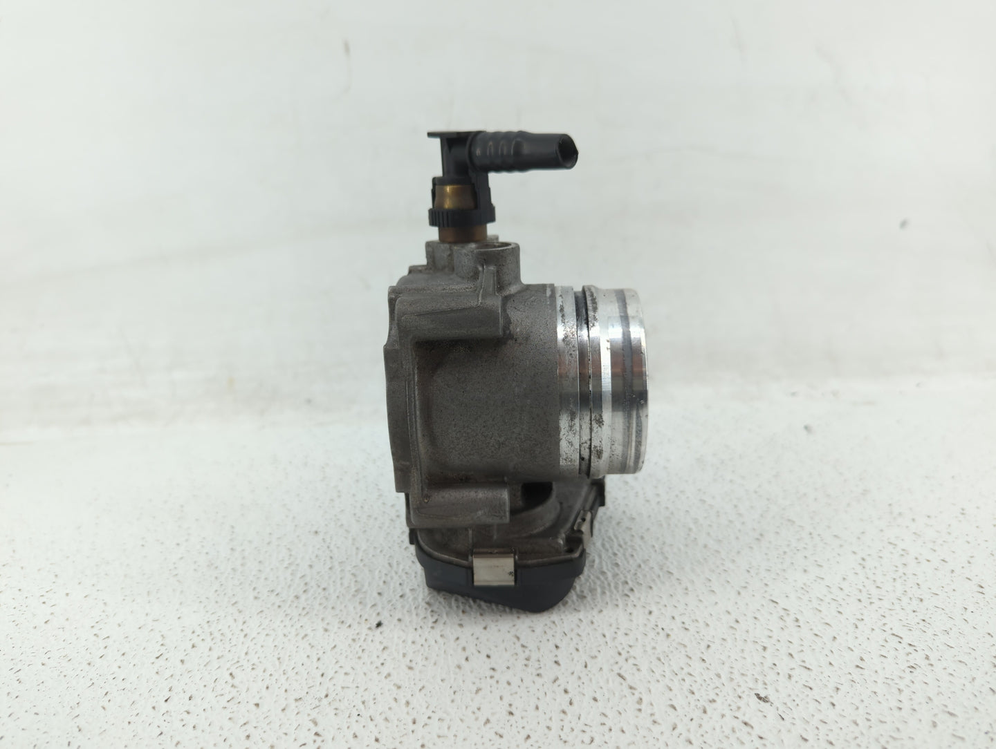 2013-2017 Bmw X3 Throttle Body P/N:1354 7588625-04 1354 7588625-03 Fits Fits 2012 2013 2014 2015 2016 2017 2018 OEM Used Aut