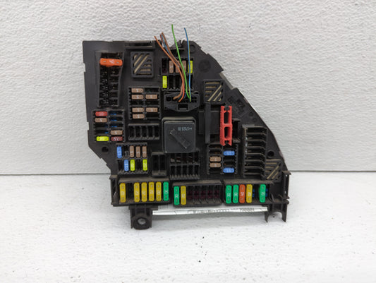 2015-2017 Bmw X3 Fusebox Fuse Box Panel Relay Module P/N:9315151-03 Fits Fits 2015 2016 2017 OEM Used Auto Parts - Oemusedau