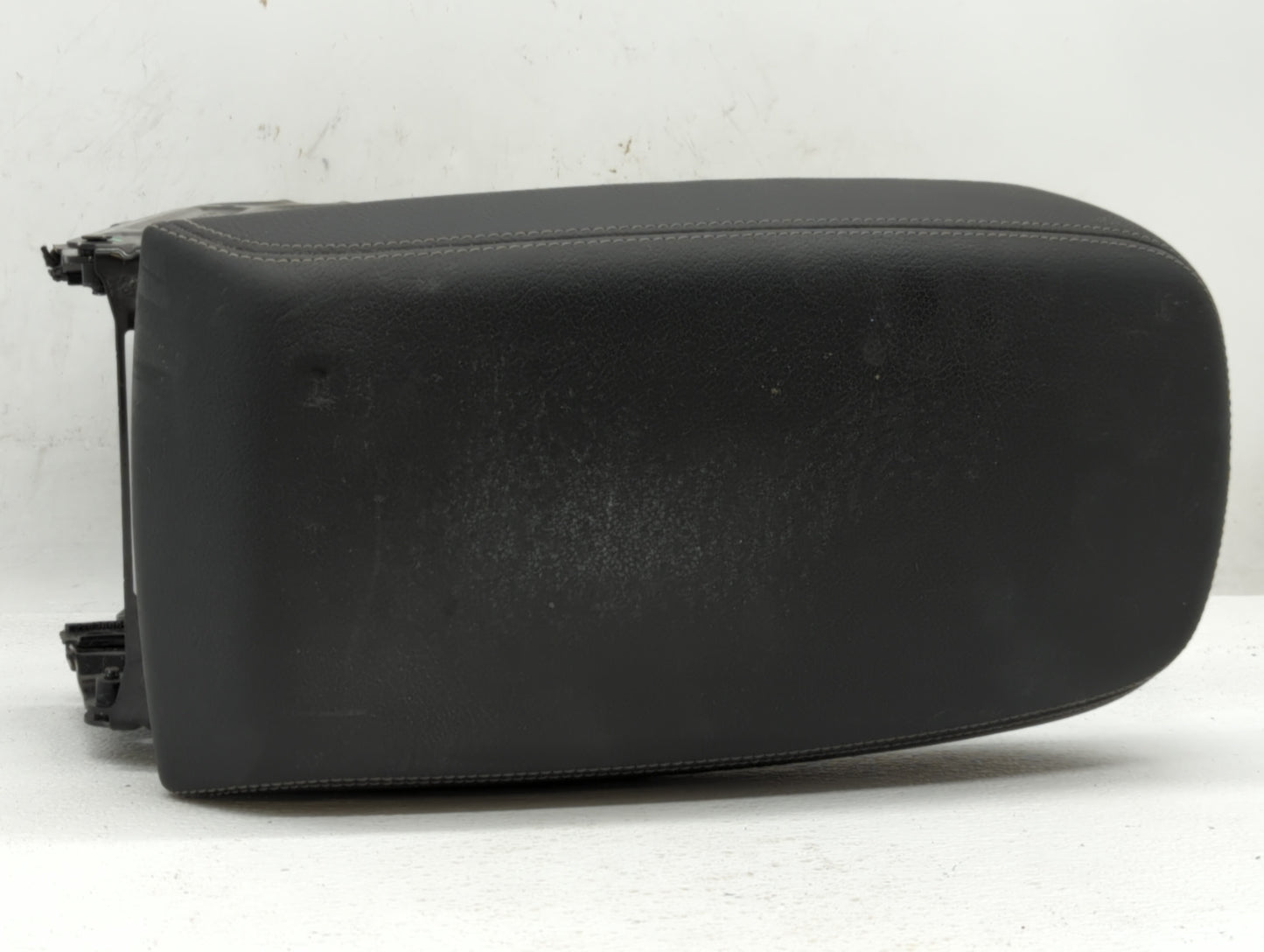 2017 Bmw X3 Center Console Armrest Cover Lid - Oemusedautoparts1.com