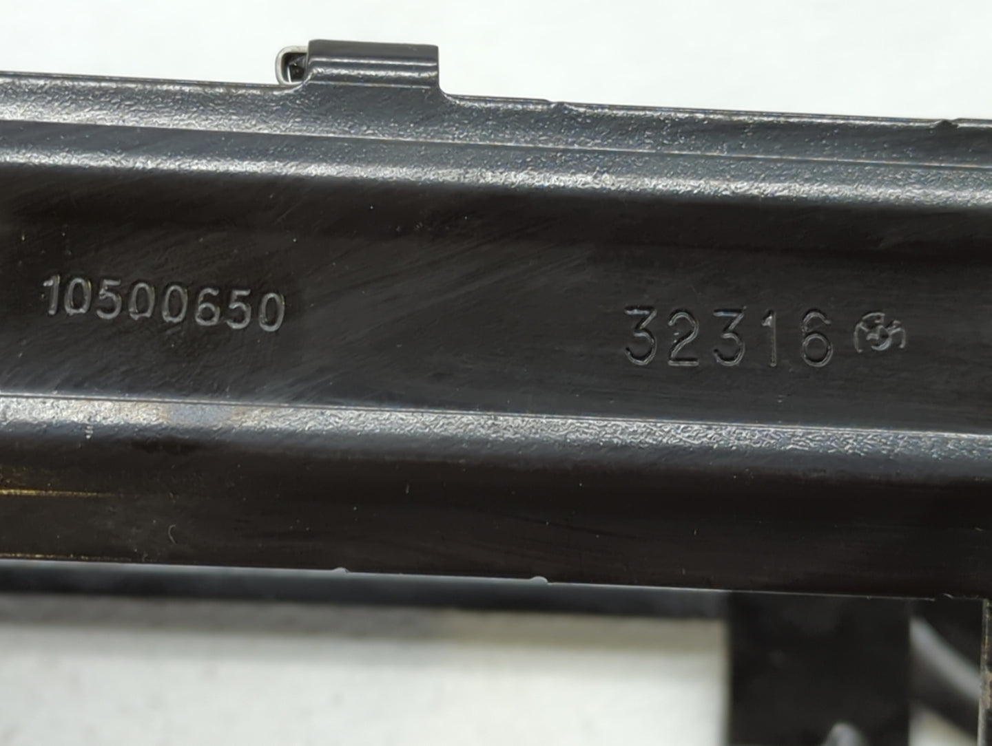 2017 Bmw X3 Center Console Armrest Cover Lid - Oemusedautoparts1.com