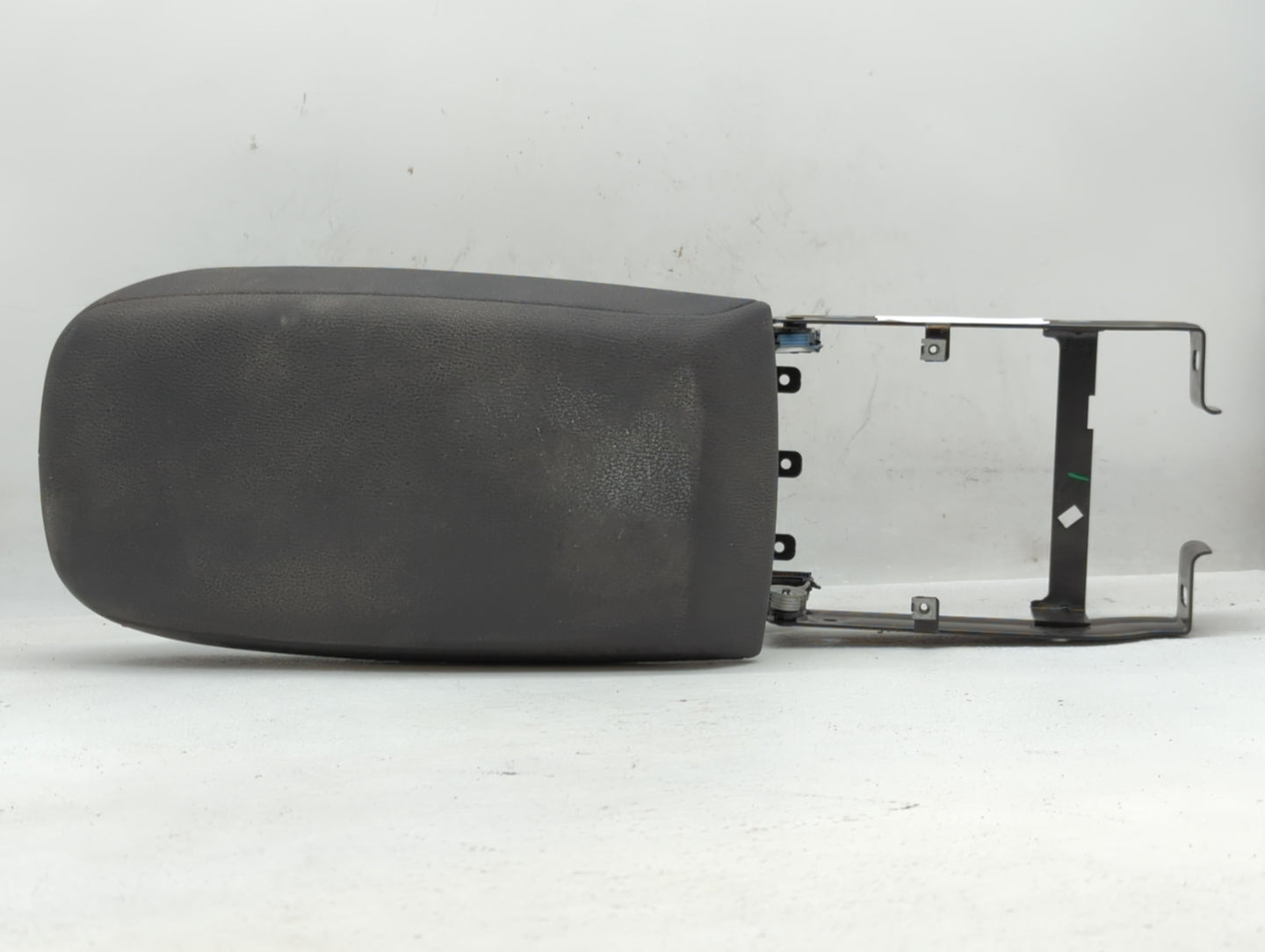 2017 Bmw X3 Center Console Armrest Cover Lid - Oemusedautoparts1.com