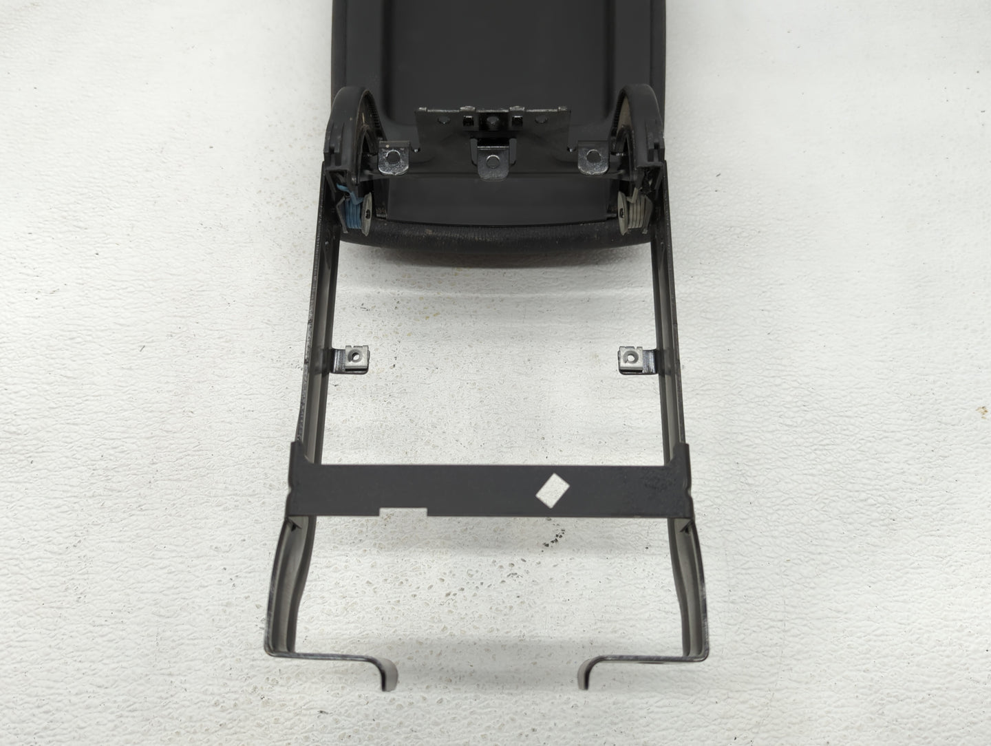 2017 Bmw X3 Center Console Armrest Cover Lid - Oemusedautoparts1.com