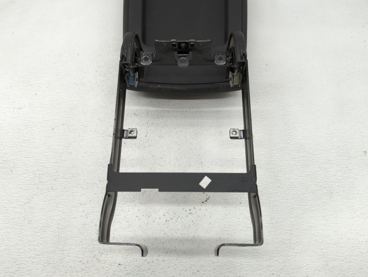 2017 Bmw X3 Center Console Armrest Cover Lid - Oemusedautoparts1.com