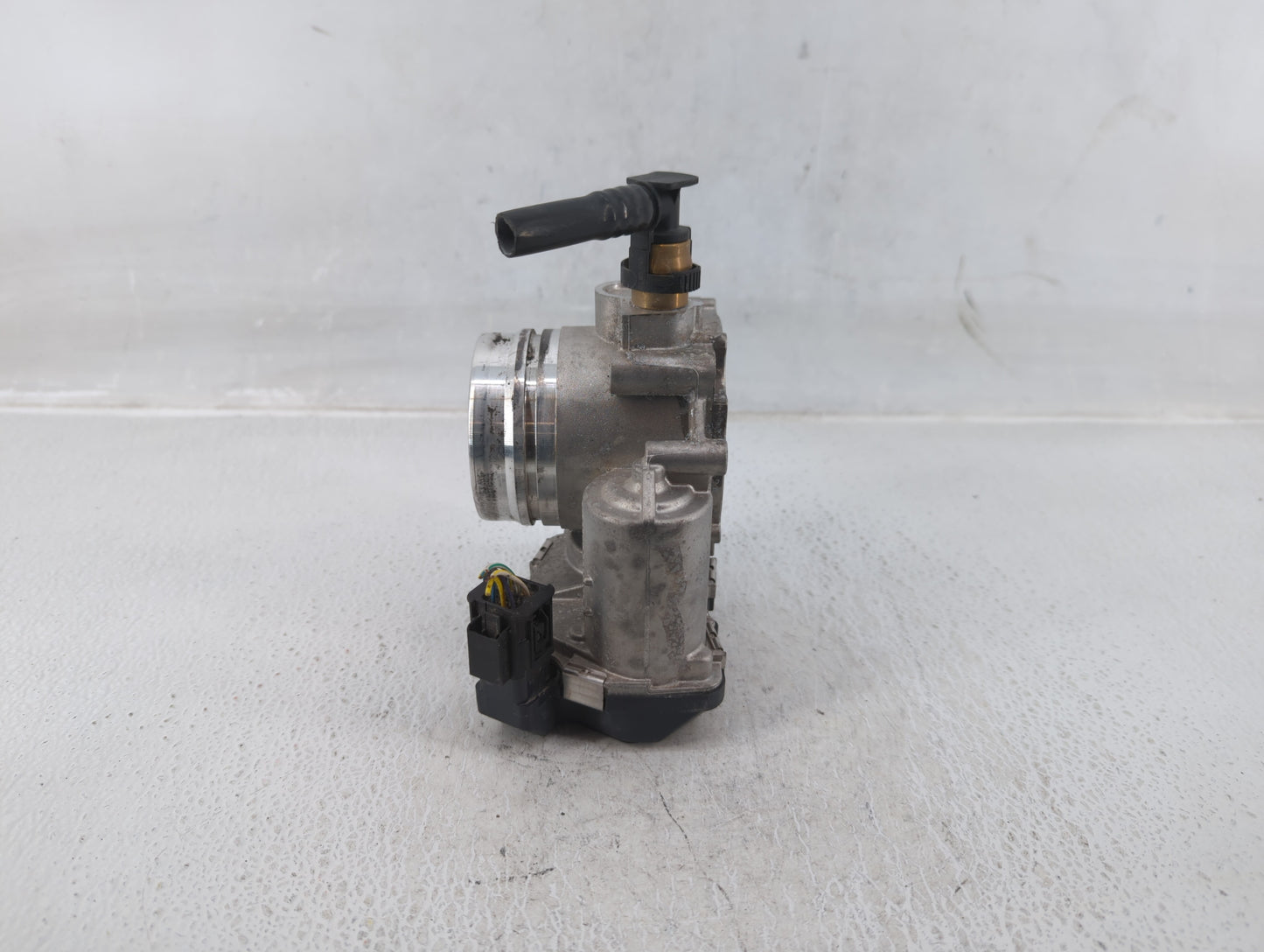 2013-2017 Bmw X3 Throttle Body P/N:1354 7588625-04 Fits Fits 2012 2013 2014 2015 2016 2017 2018 OEM Used Auto Parts - Oemuse