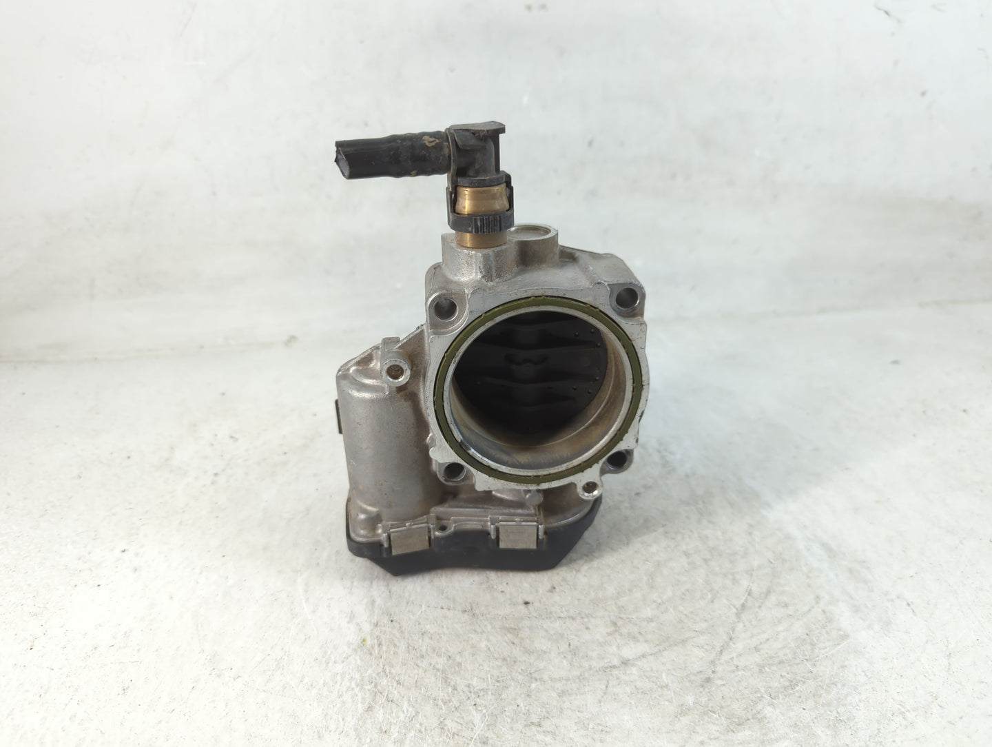 2015-2017 Bmw X3 Throttle Body P/N:1354 7588625-04 A2C83786800 Fits Fits 2014 2015 2016 2017 2018 OEM Used Auto Parts - Oemu