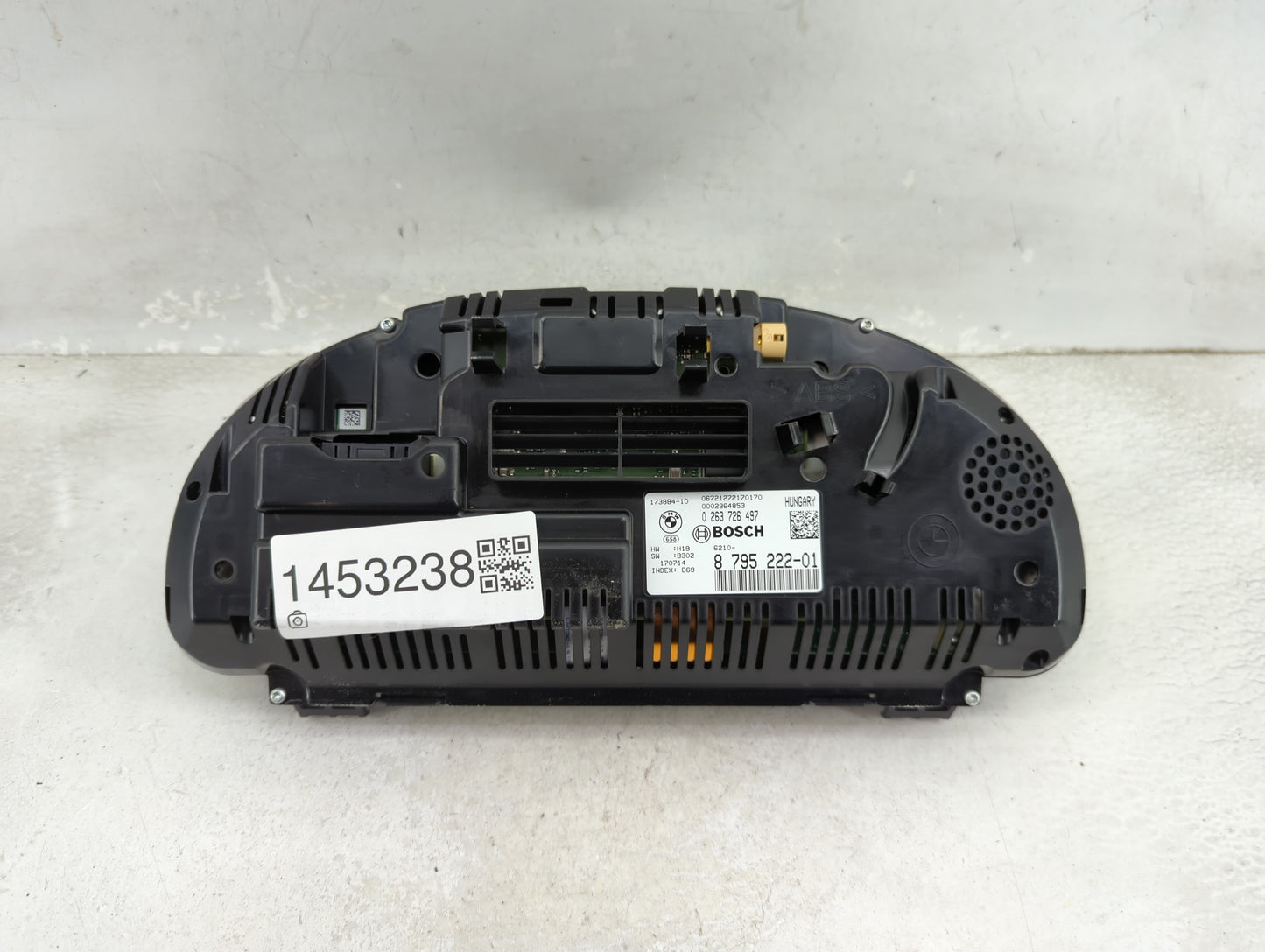 2017 Bmw X4 Instrument Cluster Speedometer Gauges P/N:0263726497 879522201, 173884-10 Miles:2K Fits OEM Used Auto Parts - Oe