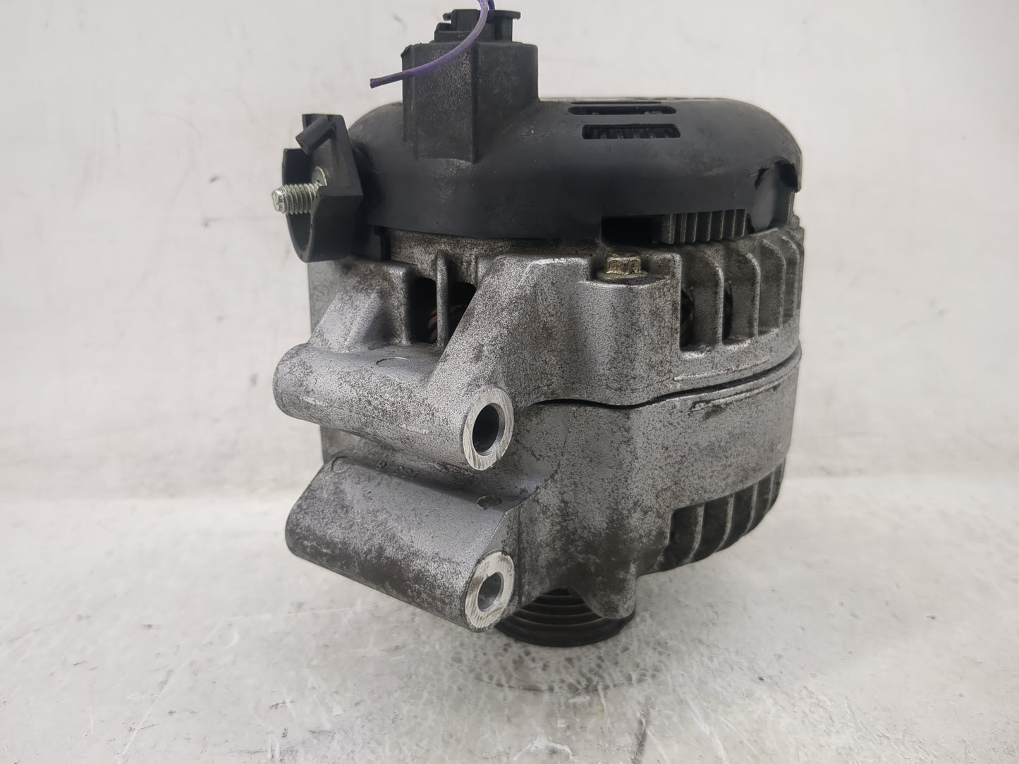 2012-2018 Bmw X5 Alternator Replacement Generator Charging Assembly Engine OEM P/N:104210-6504 7616119-04 Fits OEM Used Auto