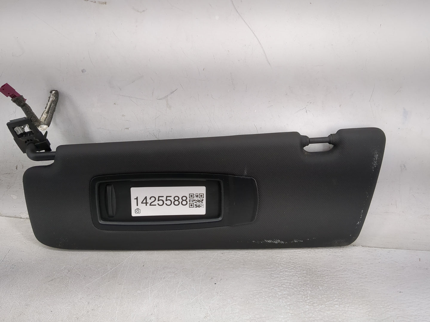 2014-2018 Bmw X5 Sun Visor Shade Replacement Passenger Right Mirror Fits Fits 2014 2015 2016 2017 2018 OEM Used Auto Parts -