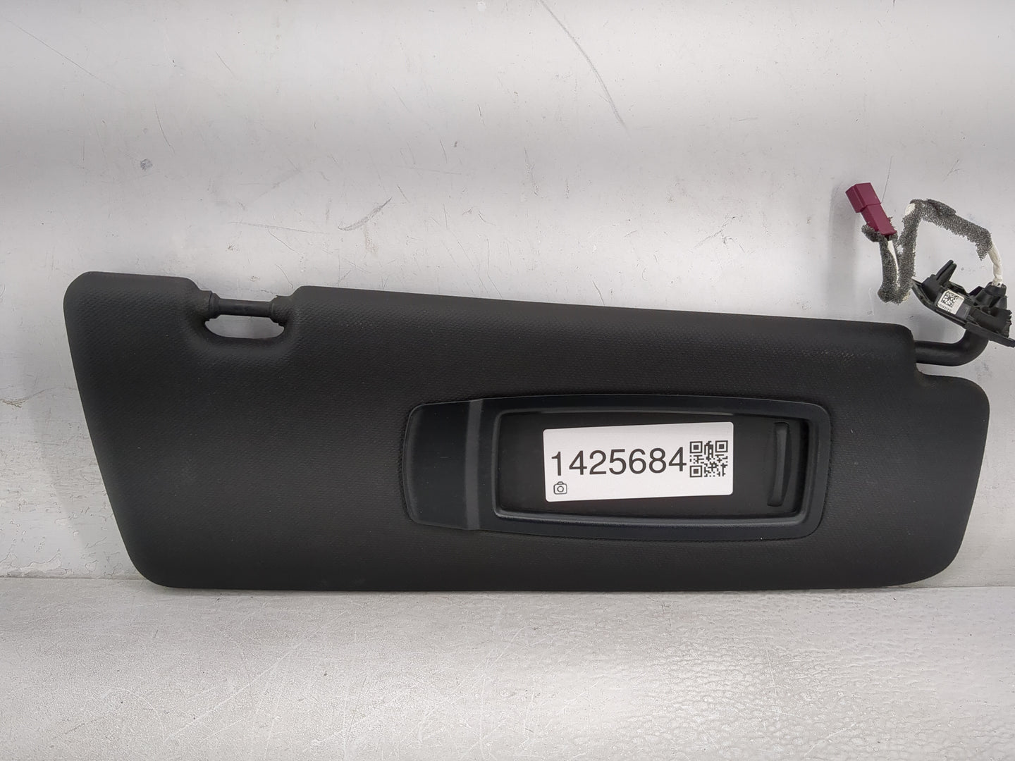 2014-2018 Bmw X5 Sun Visor Shade Replacement Passenger Right Mirror Fits Fits 2014 2015 2016 2017 2018 OEM Used Auto Parts -