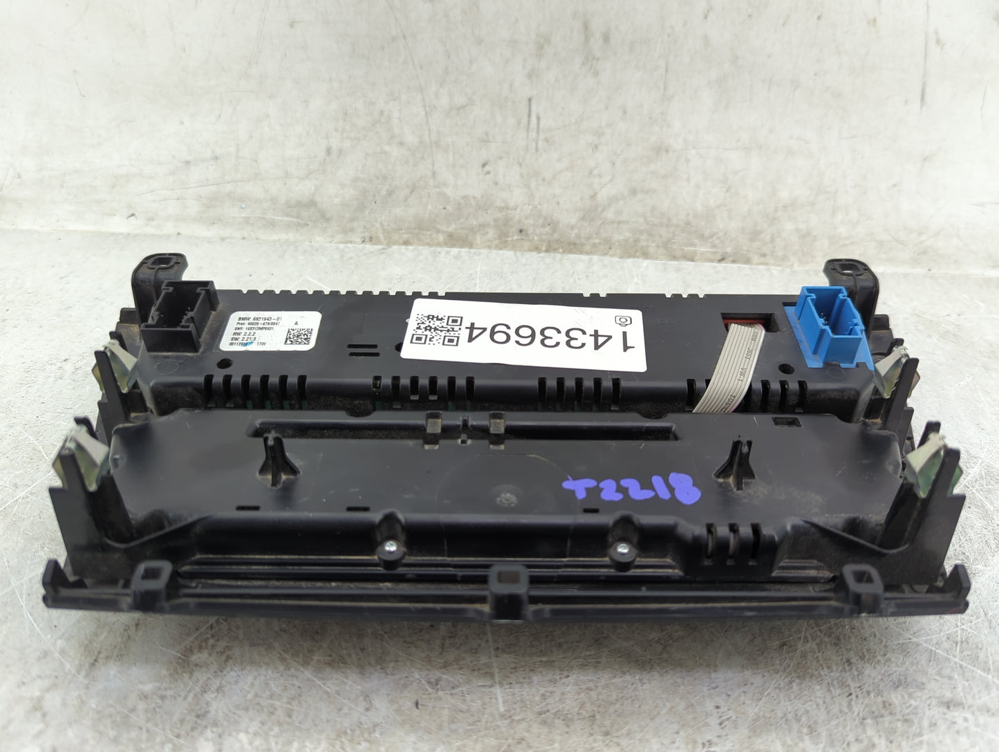 2014-2018 Bmw X5 Climate Control Module Temperature AC/Heater Replacement P/N:6831943-01 90025-679/0047 Fits OEM Used Auto P