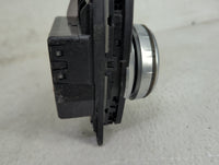 2017 Bmw X5 Radio AM FM Cd Player Receiver Replacement P/N:65826829082-02 6582682908202 Fits OEM Used Auto Parts - Oemusedau