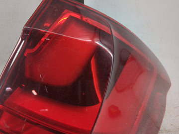 2014-2018 Bmw X5 Tail Light Assembly Passenger Right OEM P/N:188 881 Fits Fits 2014 2015 2016 2017 2018 OEM Used Auto Parts