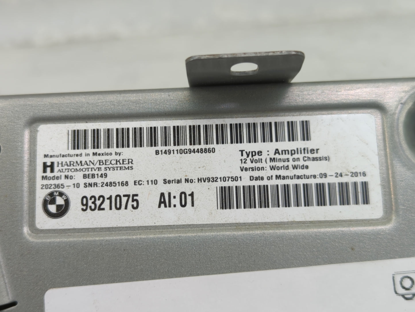2014-2018 Bmw X5 Radio AM FM Cd Player Receiver Replacement P/N:9321075 Fits Fits 2014 2015 2016 2017 2018 2019 OEM Used Aut