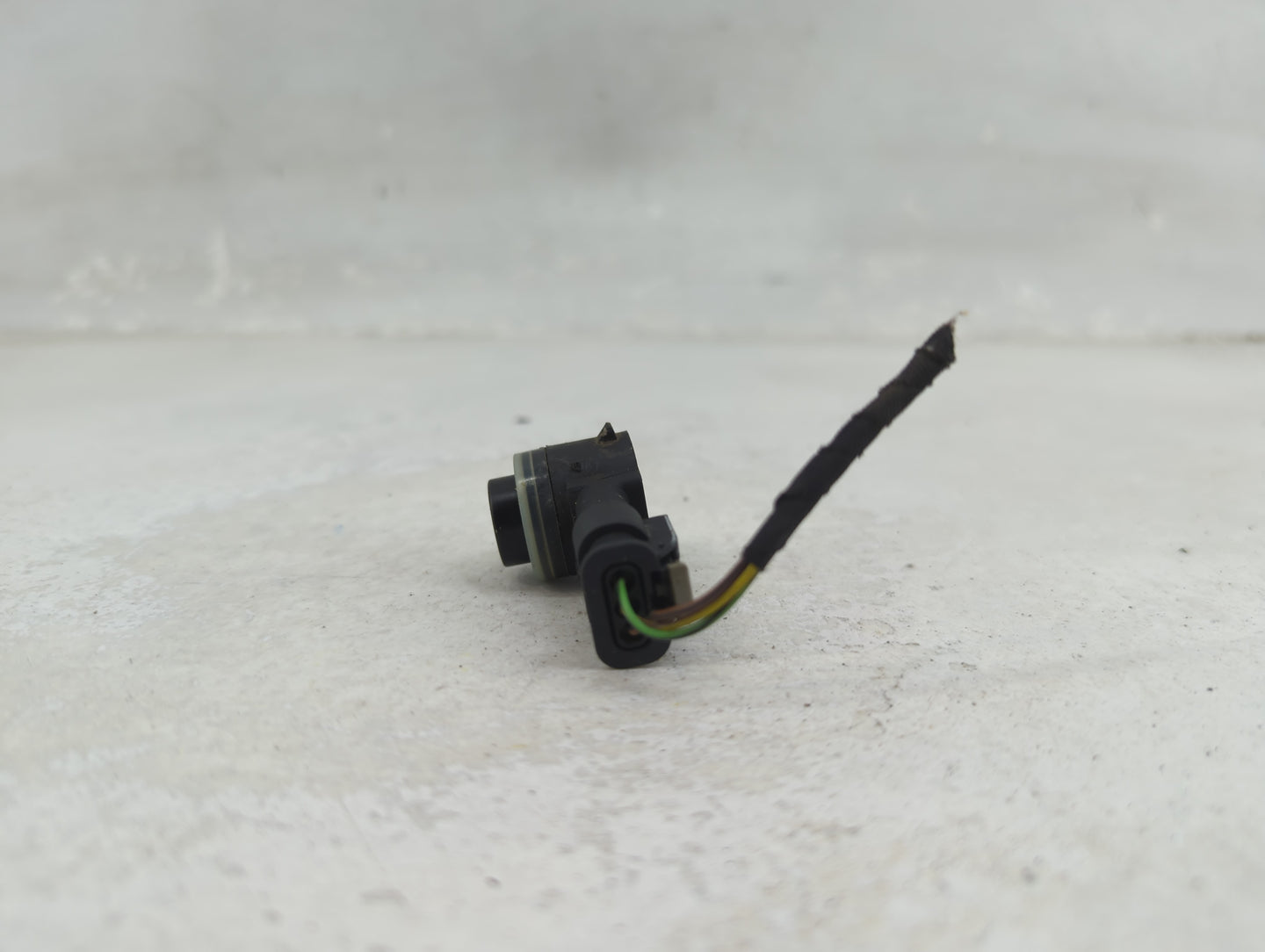 2017 Bmw X5 Front Park Assist Sensor Black 1456239 - Oemusedautoparts1.com