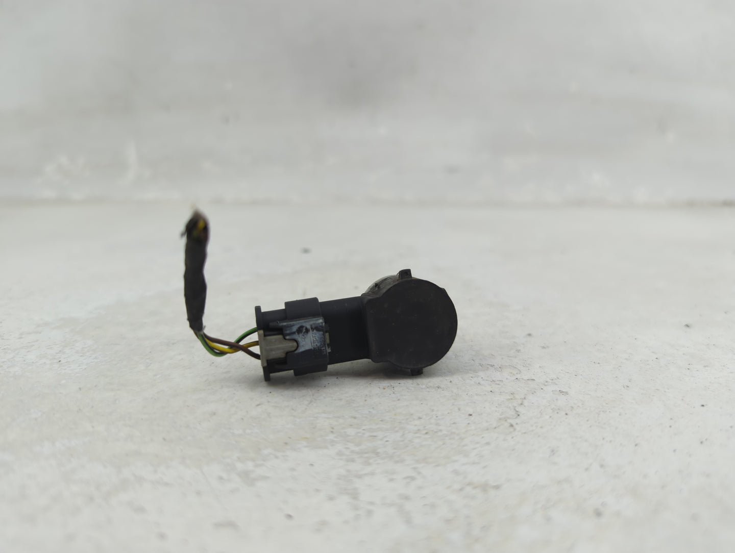 2017 Bmw X5 Front Park Assist Sensor Black 1456239 - Oemusedautoparts1.com