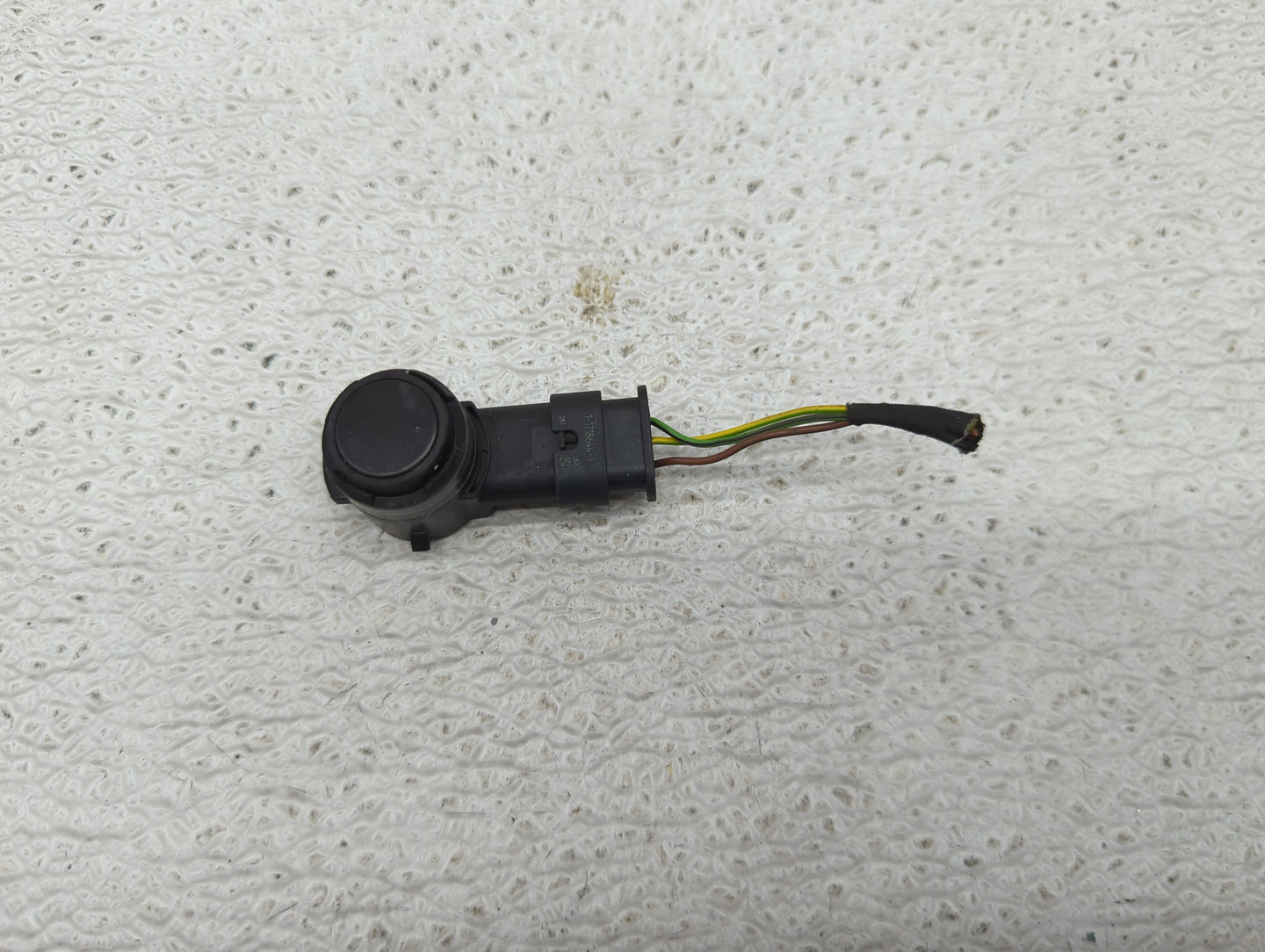 2017 Bmw X5 Front Park Assist Sensor Black - Oemusedautoparts1.com