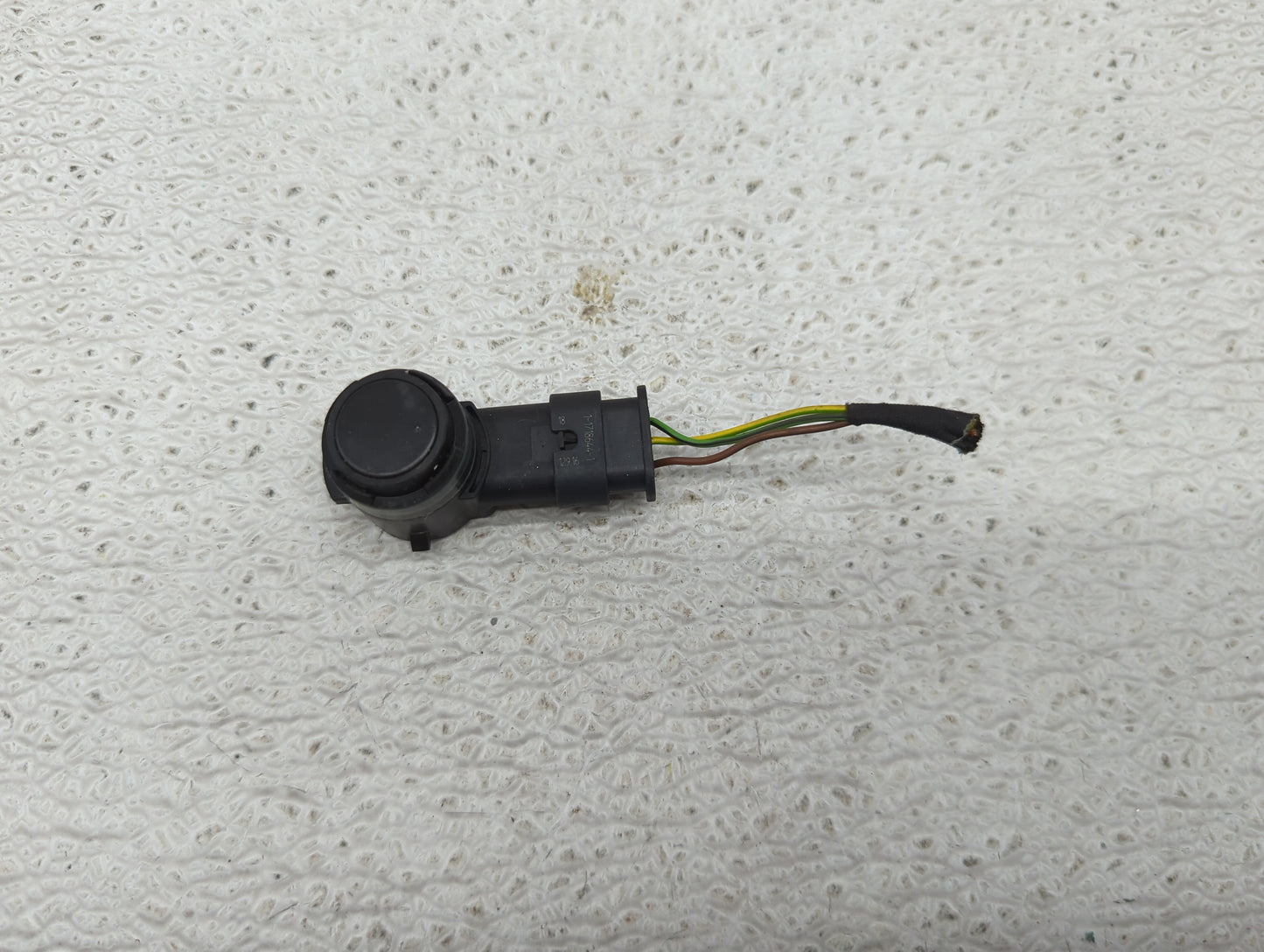 2017 Bmw X5 Front Park Assist Sensor Black - Oemusedautoparts1.com
