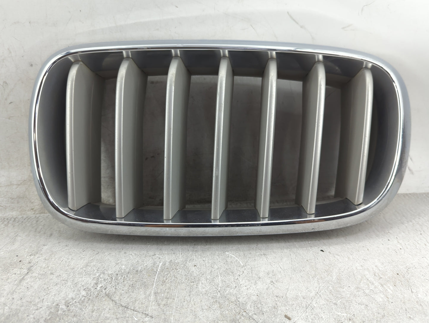 2014-2018 Bmw X5 Front Grille Bumper Not Included 1459661 - Oemusedautoparts1.com