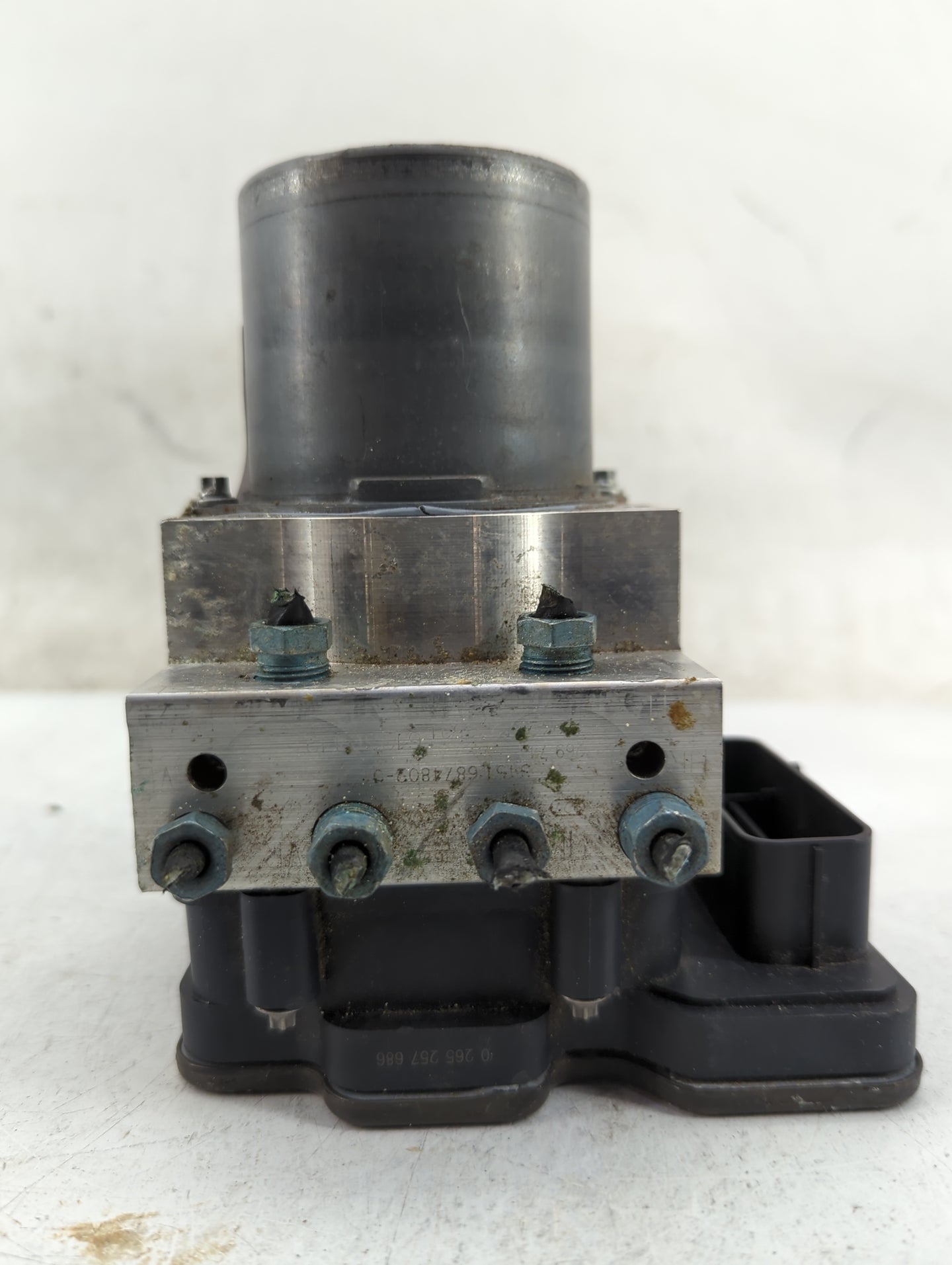 2014-2018 Bmw X5 ABS Pump Control Module Replacement P/N:6884733-01 Fits Fits 2014 2015 2016 2017 2018 2019 OEM Used Auto Pa