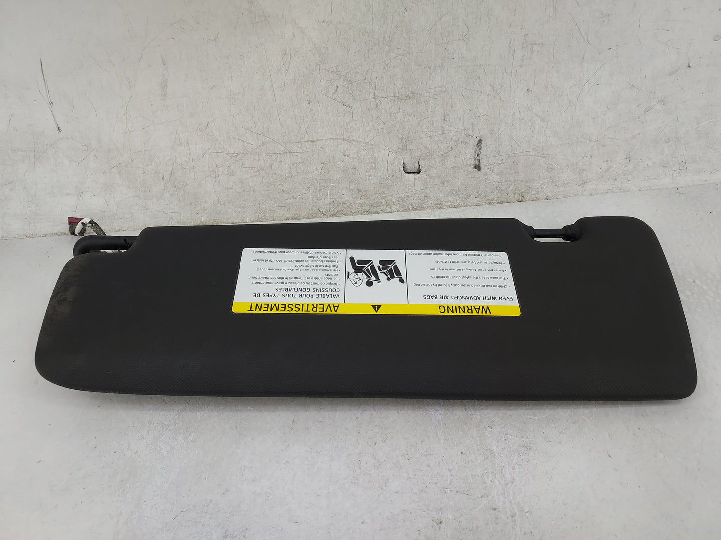 2014-2018 Bmw X5 Sun Visor Shade Replacement Passenger Right Mirror Fits Fits 2014 2015 2016 2017 2018 OEM Used Auto Parts -