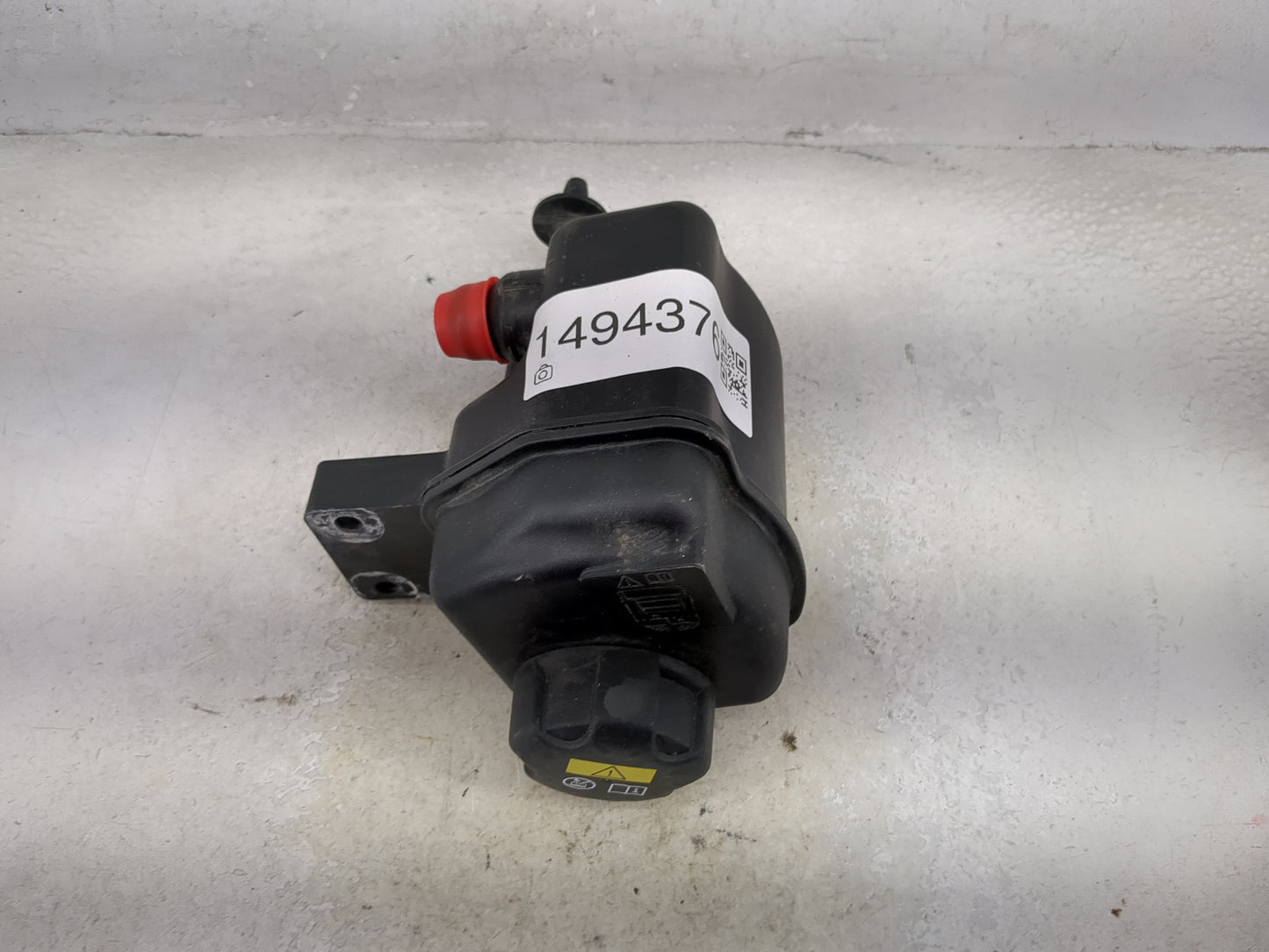 2016-2018 Bmw X5 Radiator Coolant Overflow Expansion Tank Bottle - Oemusedautoparts1.com