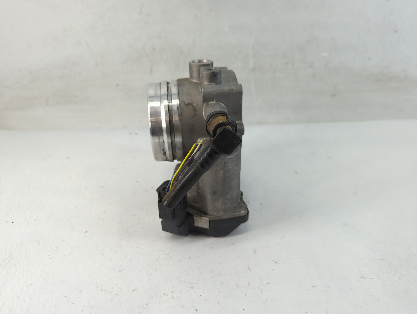 2011-2018 Bmw X5 Throttle Body P/N:A2C83004100 1354 7597871-03 Fits Fits 2010 2011 2012 2013 2014 2015 2016 2017 2018 2019 2