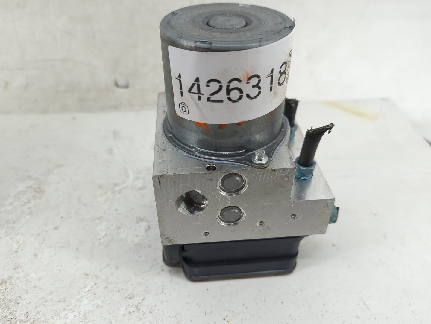 2015-2019 Bmw X6 ABS Pump Control Module Replacement P/N:6879428-01 Fits Fits 2014 2015 2016 2017 2018 2019 OEM Used Auto Pa