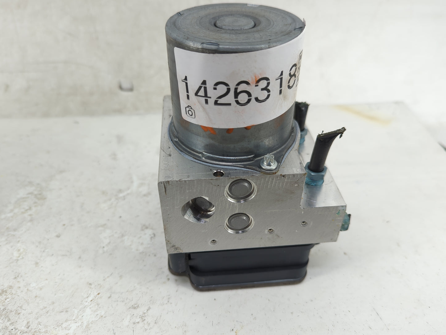 2015-2019 Bmw X6 ABS Pump Control Module Replacement P/N:6879428-01 Fits Fits 2014 2015 2016 2017 2018 2019 OEM Used Auto Pa