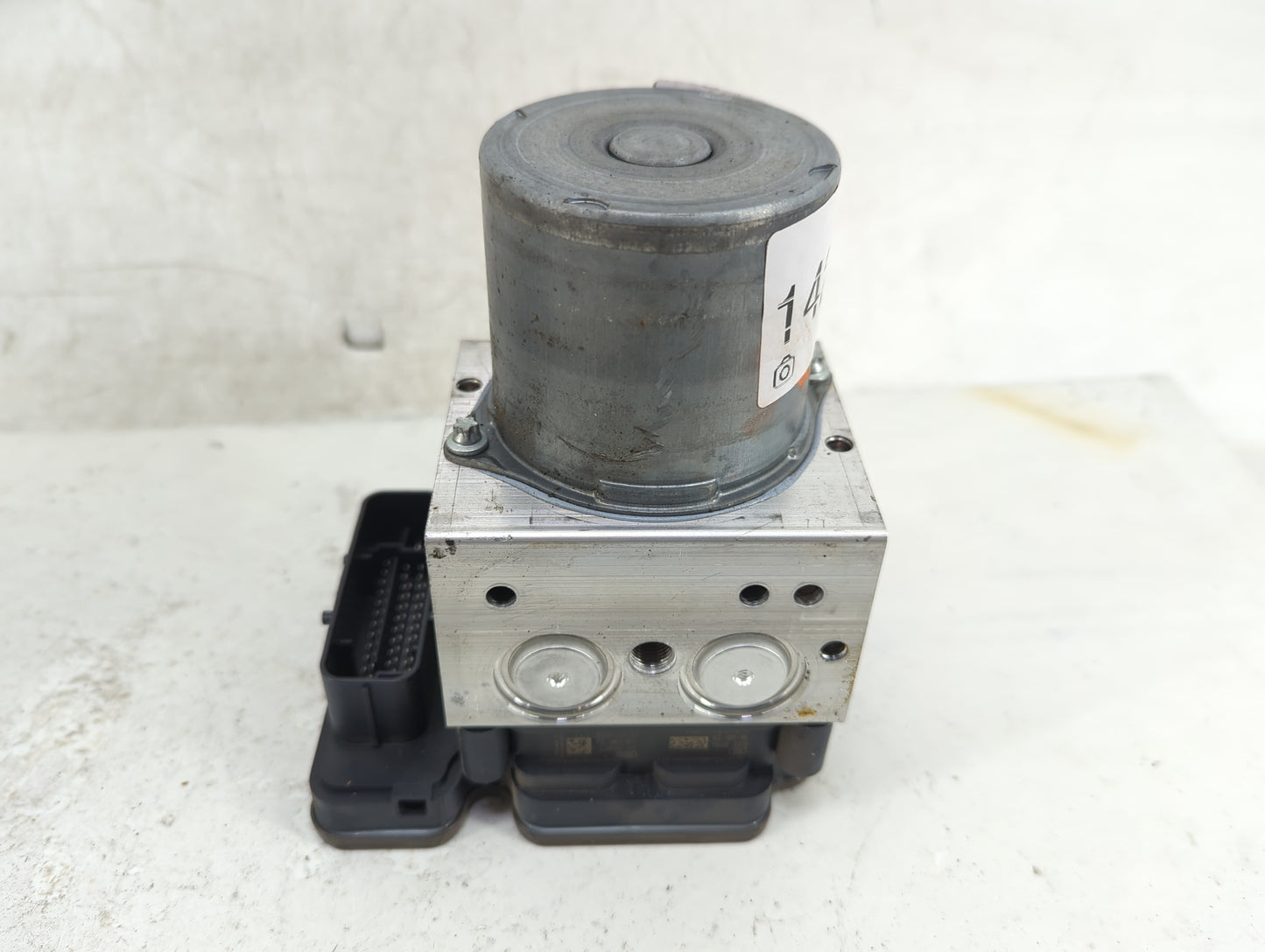 2015-2019 Bmw X6 ABS Pump Control Module Replacement P/N:6879428-01 Fits Fits 2014 2015 2016 2017 2018 2019 OEM Used Auto Pa