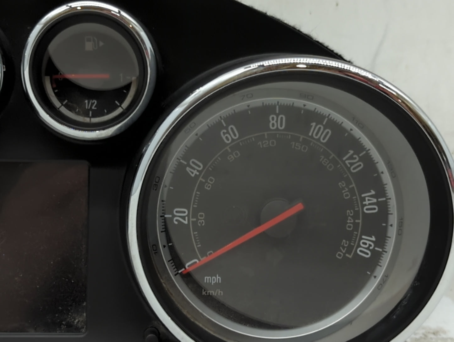 2016-2019 Buick Cascada Instrument Cluster Speedometer Gauges P/N:39013456 Fits Fits 2016 2017 2018 2019 OEM Used Auto Parts