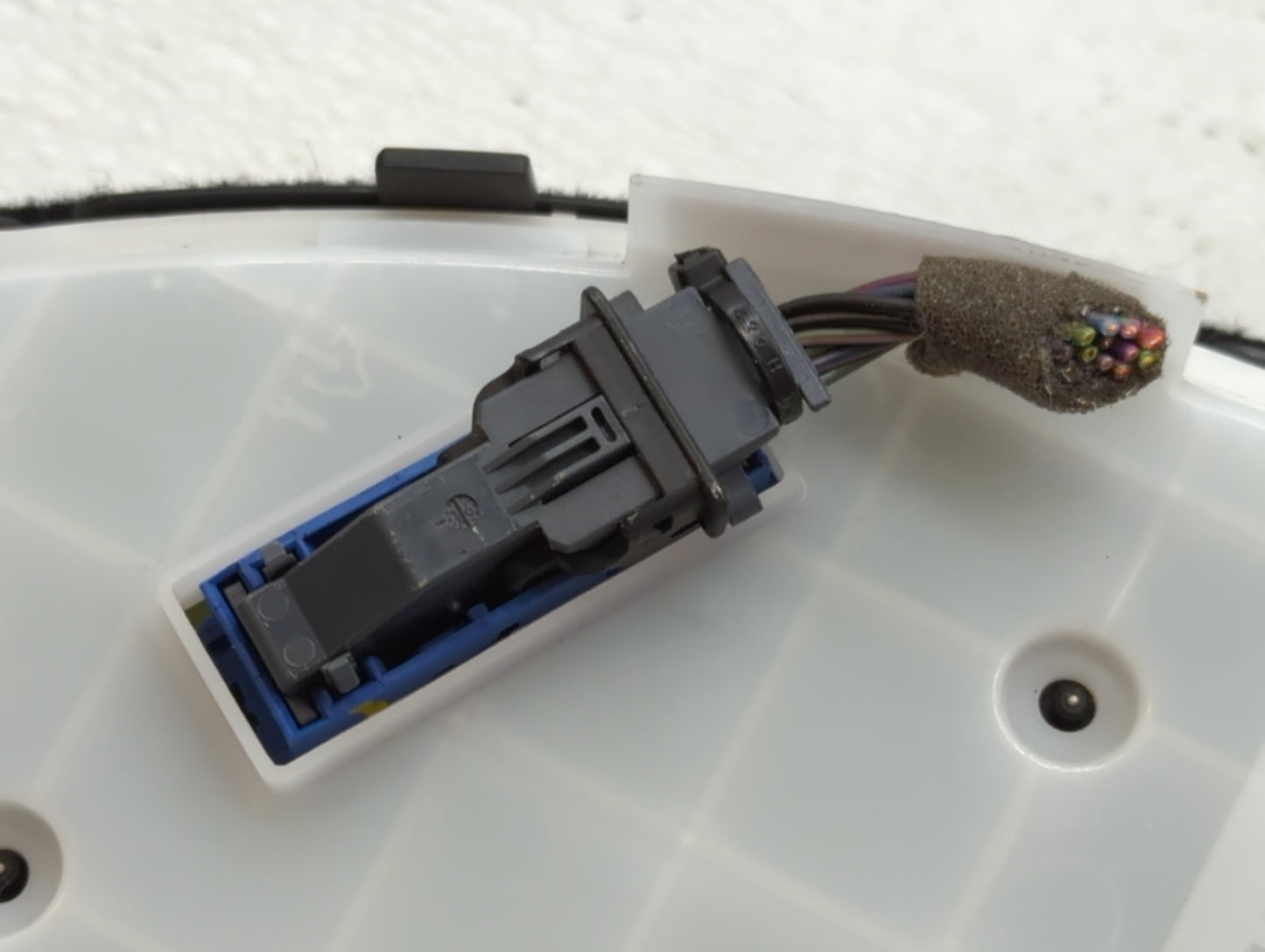 2016-2019 Buick Cascada Instrument Cluster Speedometer Gauges P/N:39013456 Fits Fits 2016 2017 2018 2019 OEM Used Auto Parts