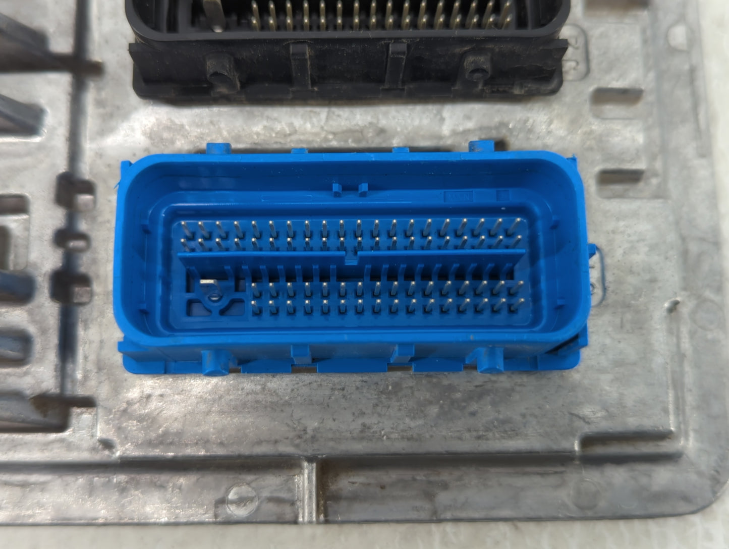 2017-2018 Buick Cascada PCM Engine Control Computer ECU ECM PCU OEM P/N:12680881 Fits Fits 2017 2018 2019 2020 OEM Used Auto