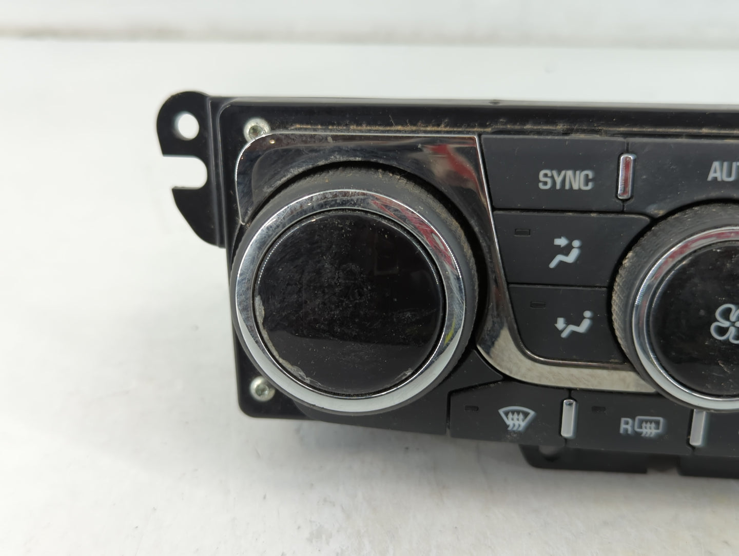 2008-2017 Buick Enclave Climate Control Module Temperature AC/Heater Replacement P/N:23251328 Fits OEM Used Auto Parts - Oem