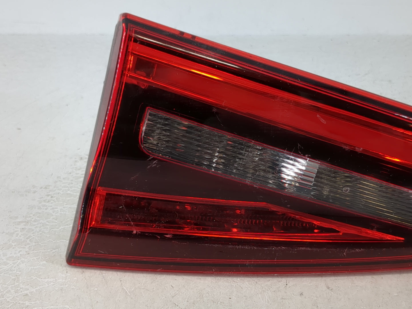 2013-2017 Buick Enclave Tail Light Assembly Driver Left OEM P/N:26545 5DC0A Fits Fits 2013 2014 2015 2016 2017 OEM Used Auto