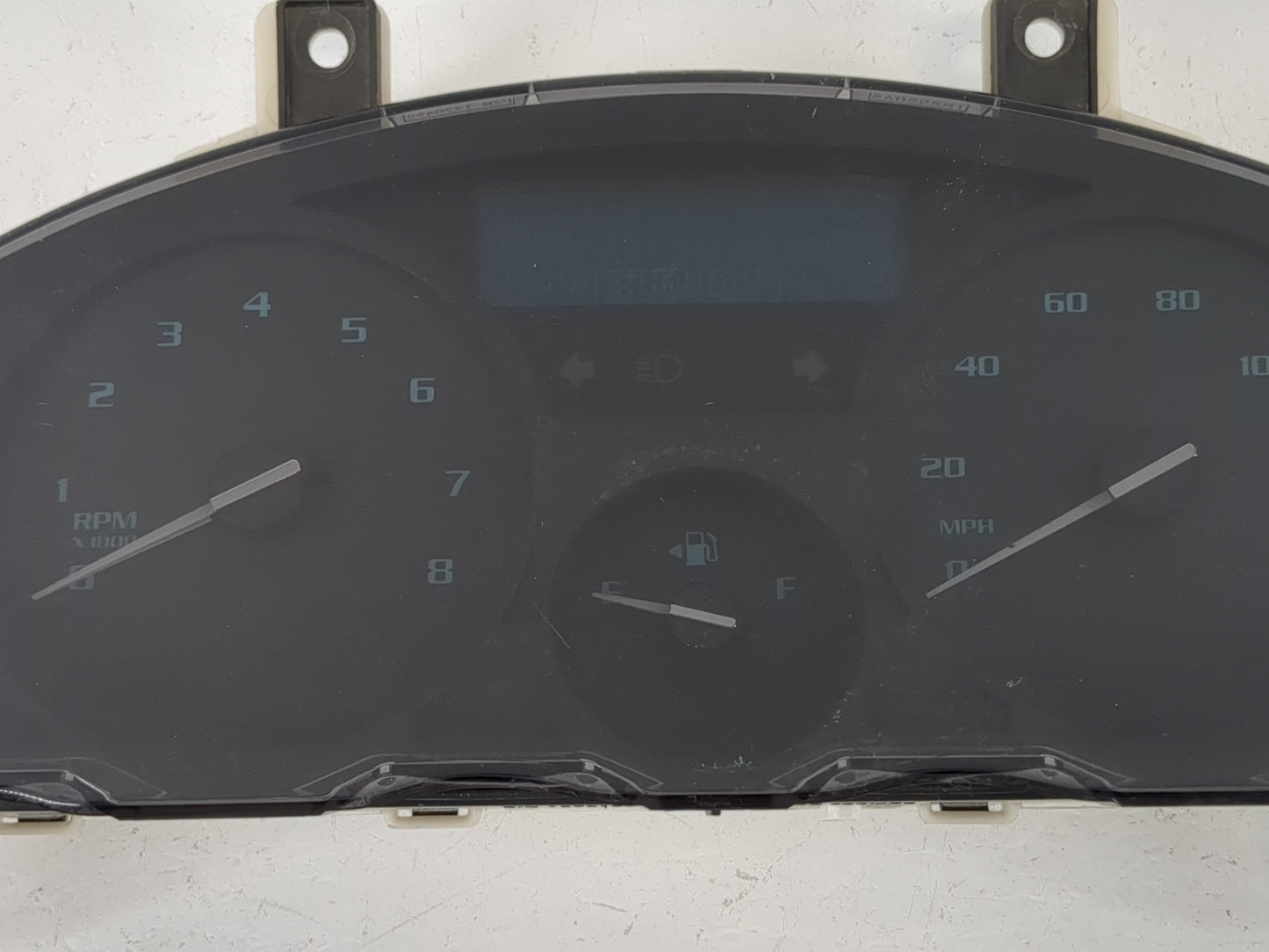 2014-2017 Buick Enclave Instrument Cluster Speedometer Gauges P/N:23172988 Fits Fits 2014 2015 2016 2017 OEM Used Auto Parts