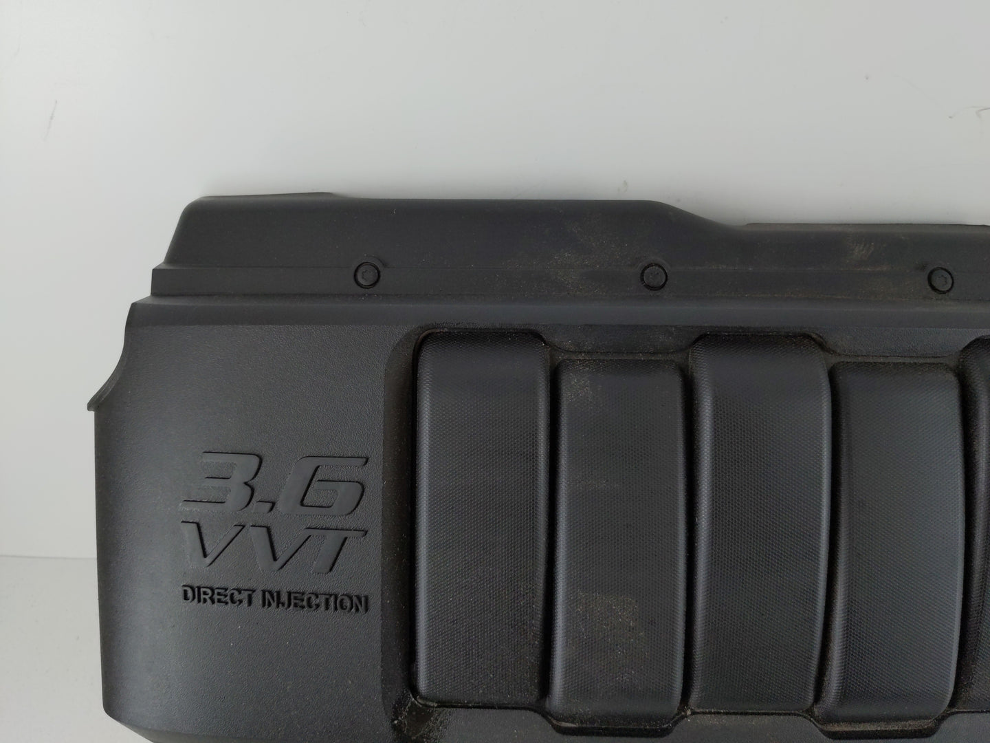 2017 Buick Enclave Engine Cover - Oemusedautoparts1.com