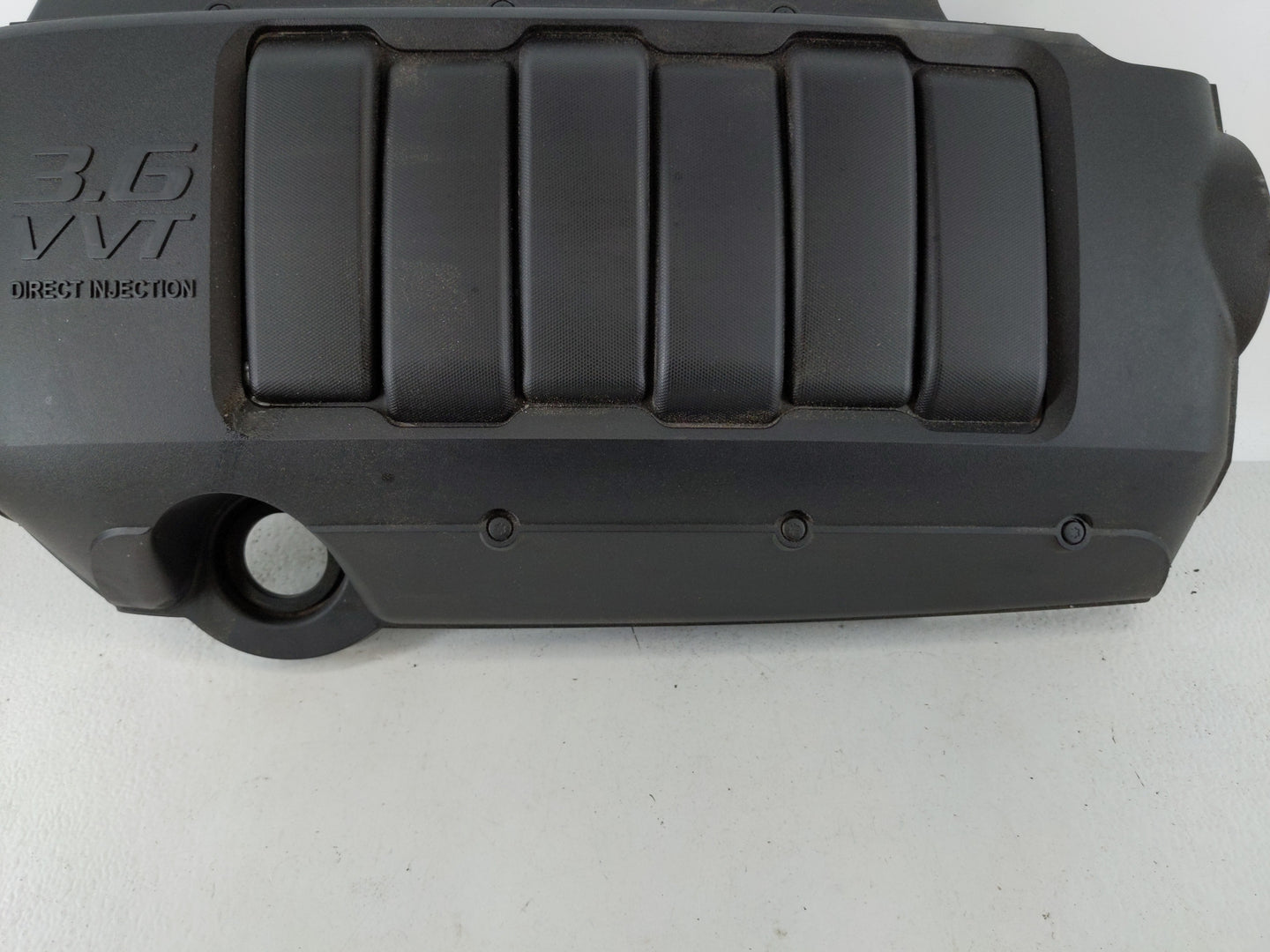 2017 Buick Enclave Engine Cover - Oemusedautoparts1.com
